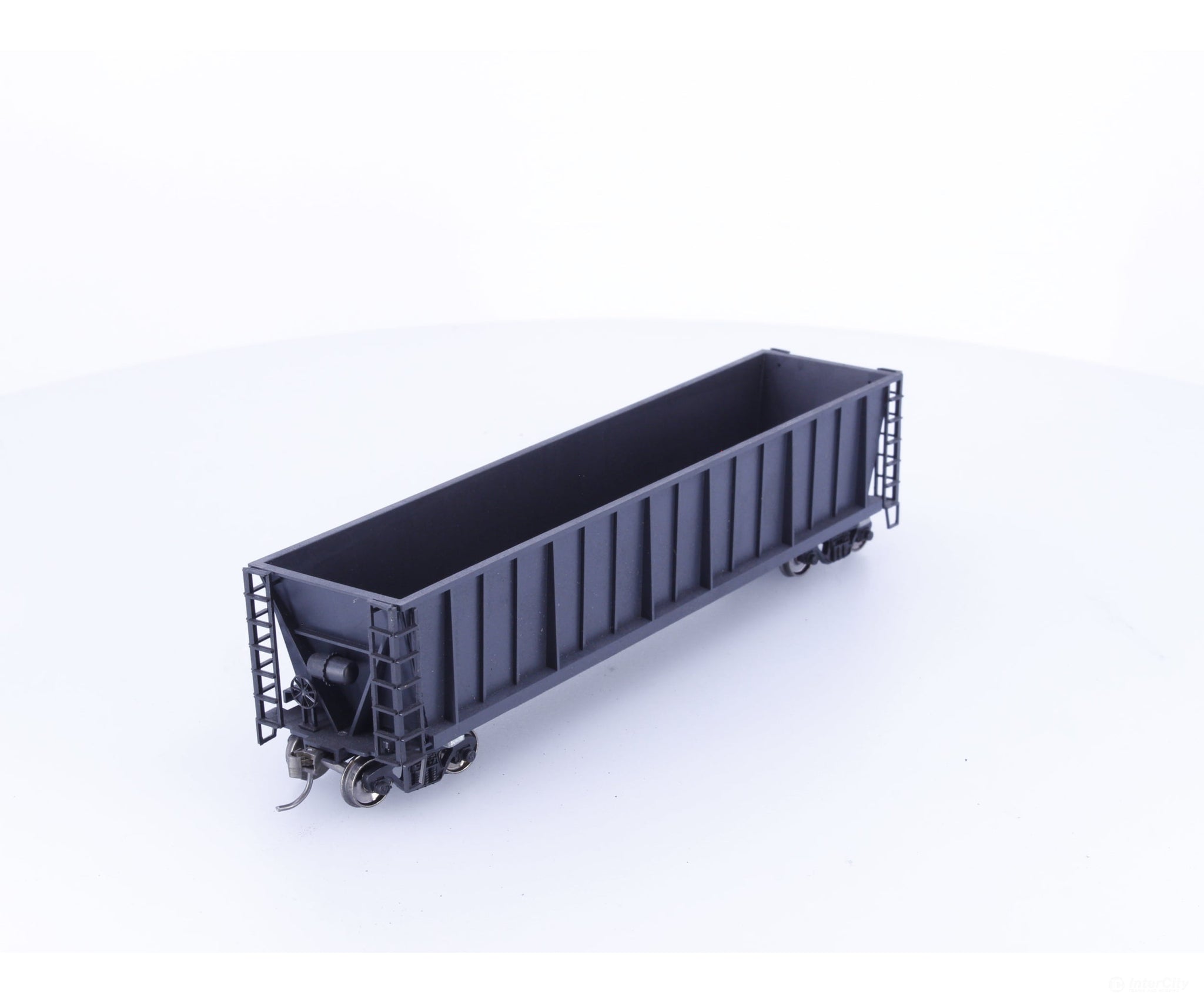 Roundhouse 1660 HO 50’ Bathtub Gondola #35 Undecorated - Freight Cars