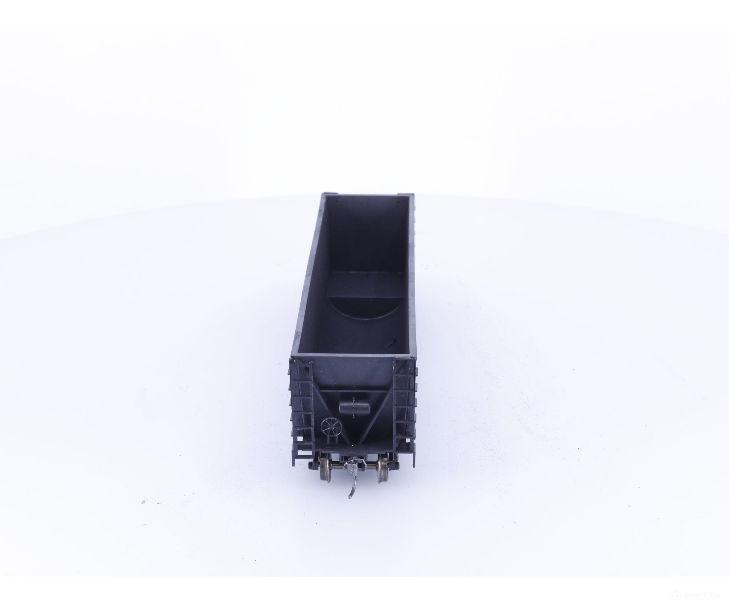 Roundhouse 1660 HO 50’ Bathtub Gondola #38 Undecorated - Freight Cars