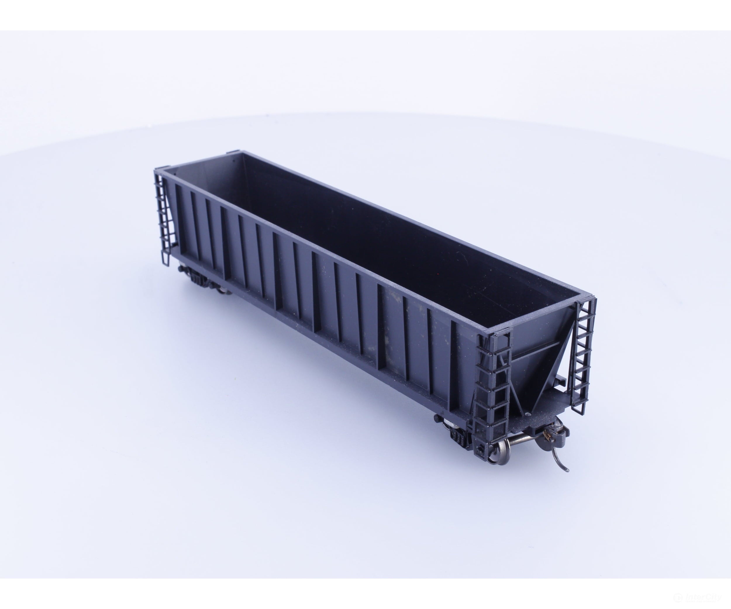Roundhouse 1660 HO 50’ Bathtub Gondola #4 Undecorated - Freight Cars