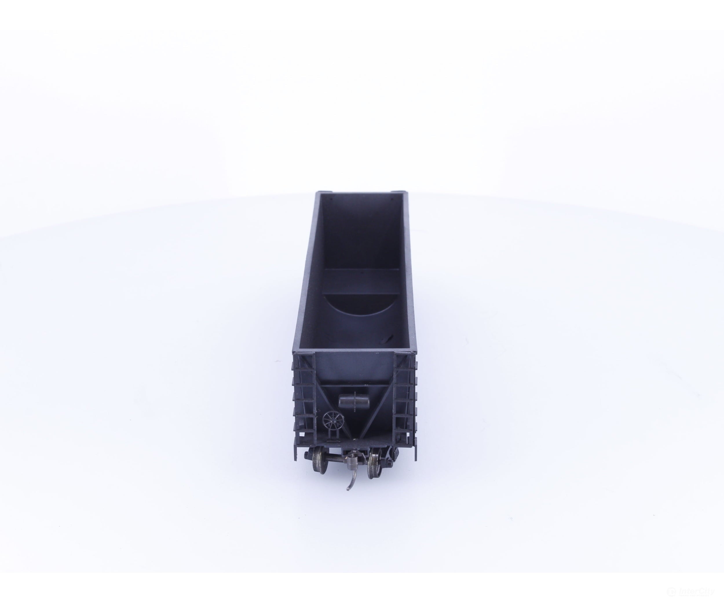 Roundhouse 1660 HO 50’ Bathtub Gondola #40 Undecorated - Freight Cars
