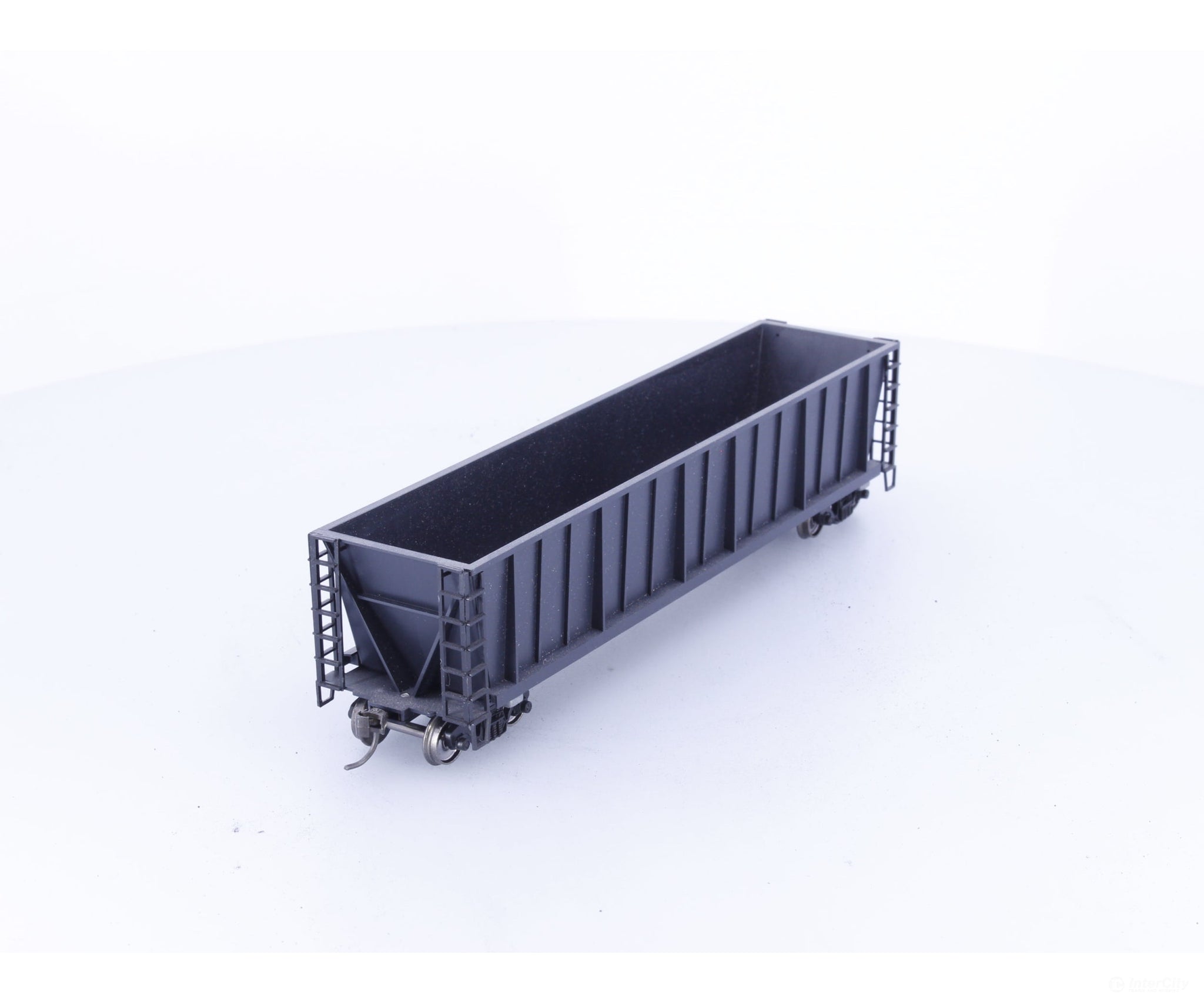 Roundhouse 1660 HO 50’ Bathtub Gondola #41 Undecorated - Freight Cars