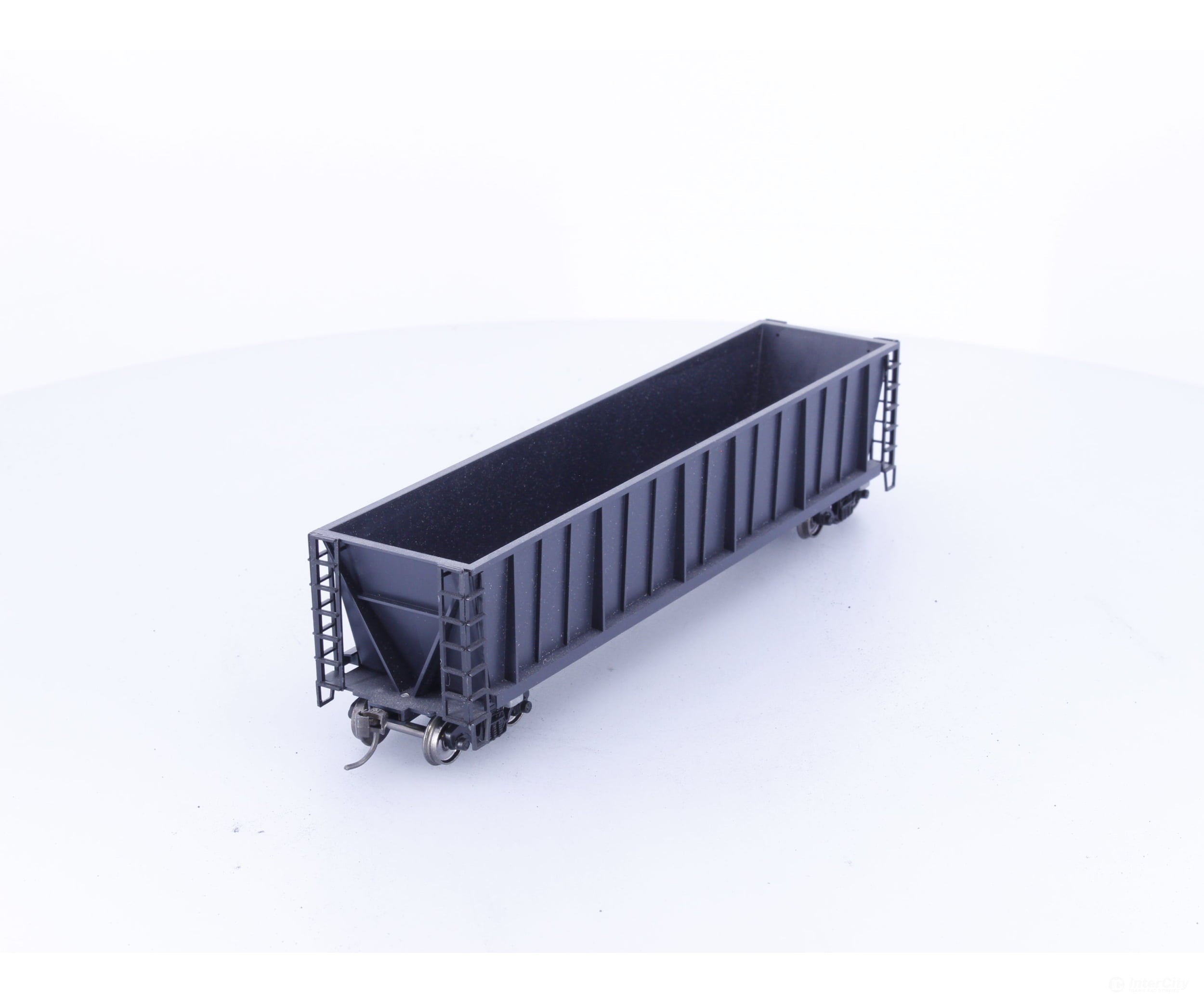 Roundhouse 1660 HO 50’ Bathtub Gondola #41 Undecorated - Freight Cars