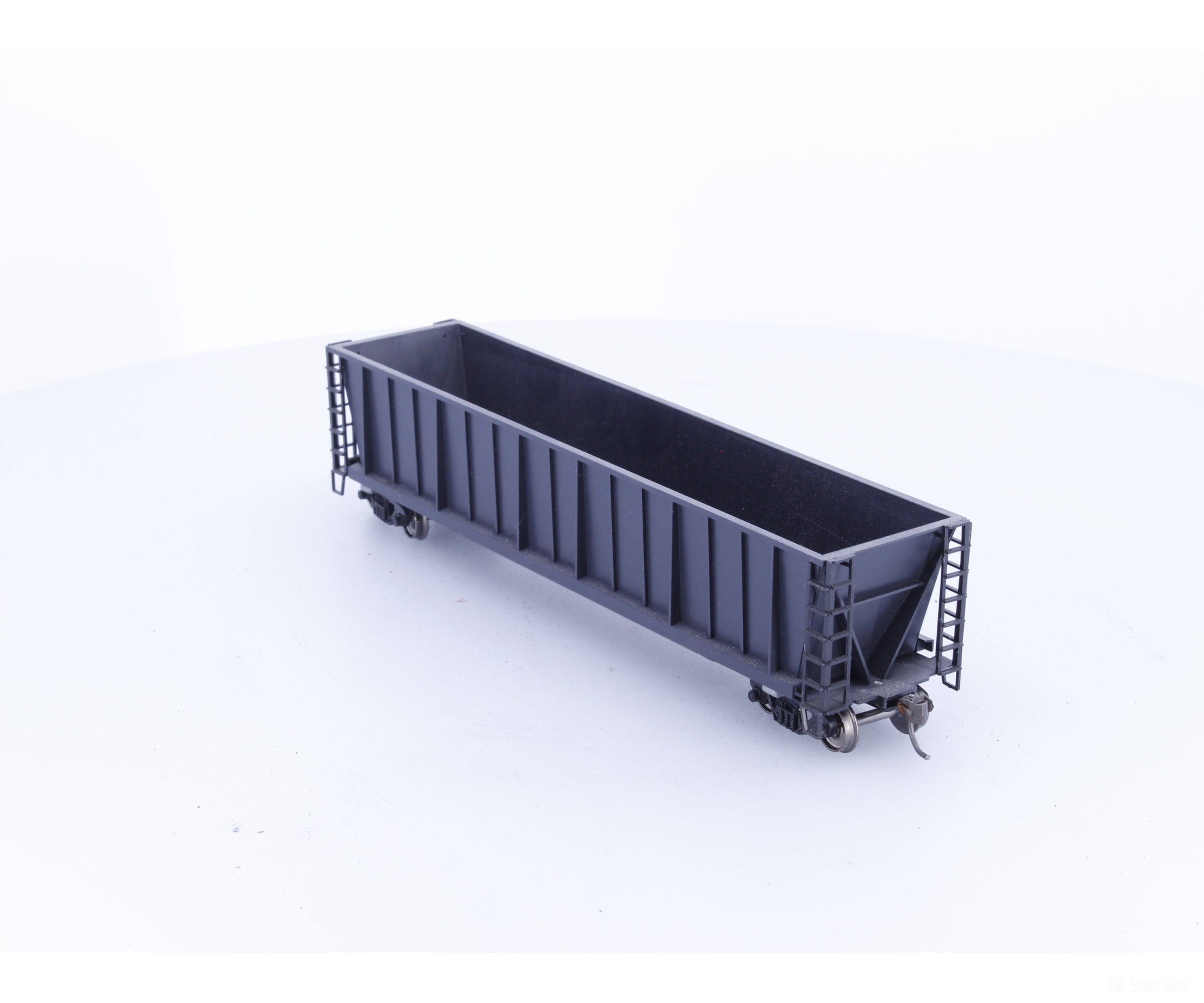 Roundhouse 1660 HO 50’ Bathtub Gondola #41 Undecorated - Freight Cars