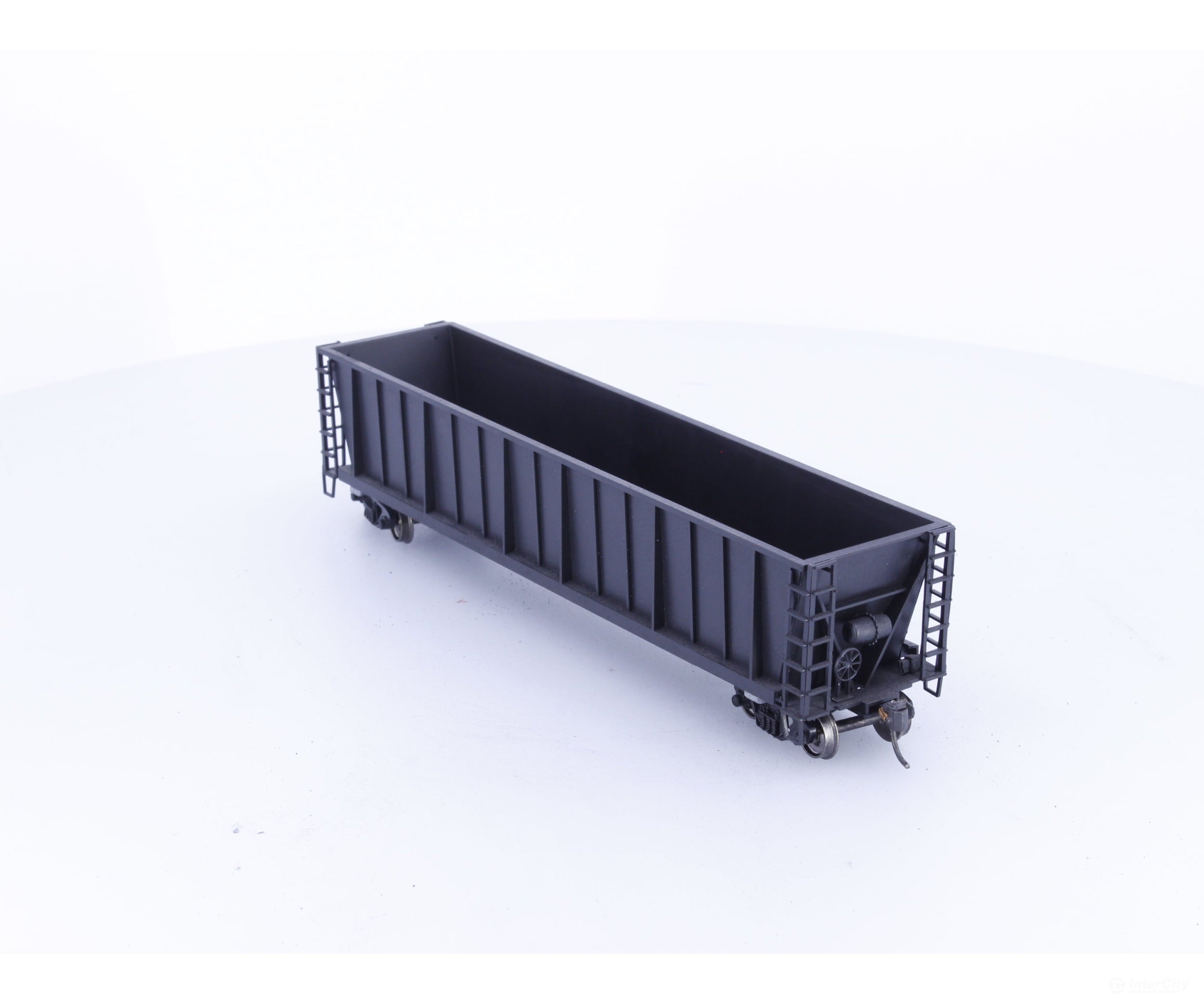 Roundhouse 1660 HO 50’ Bathtub Gondola #42 Undecorated - Freight Cars
