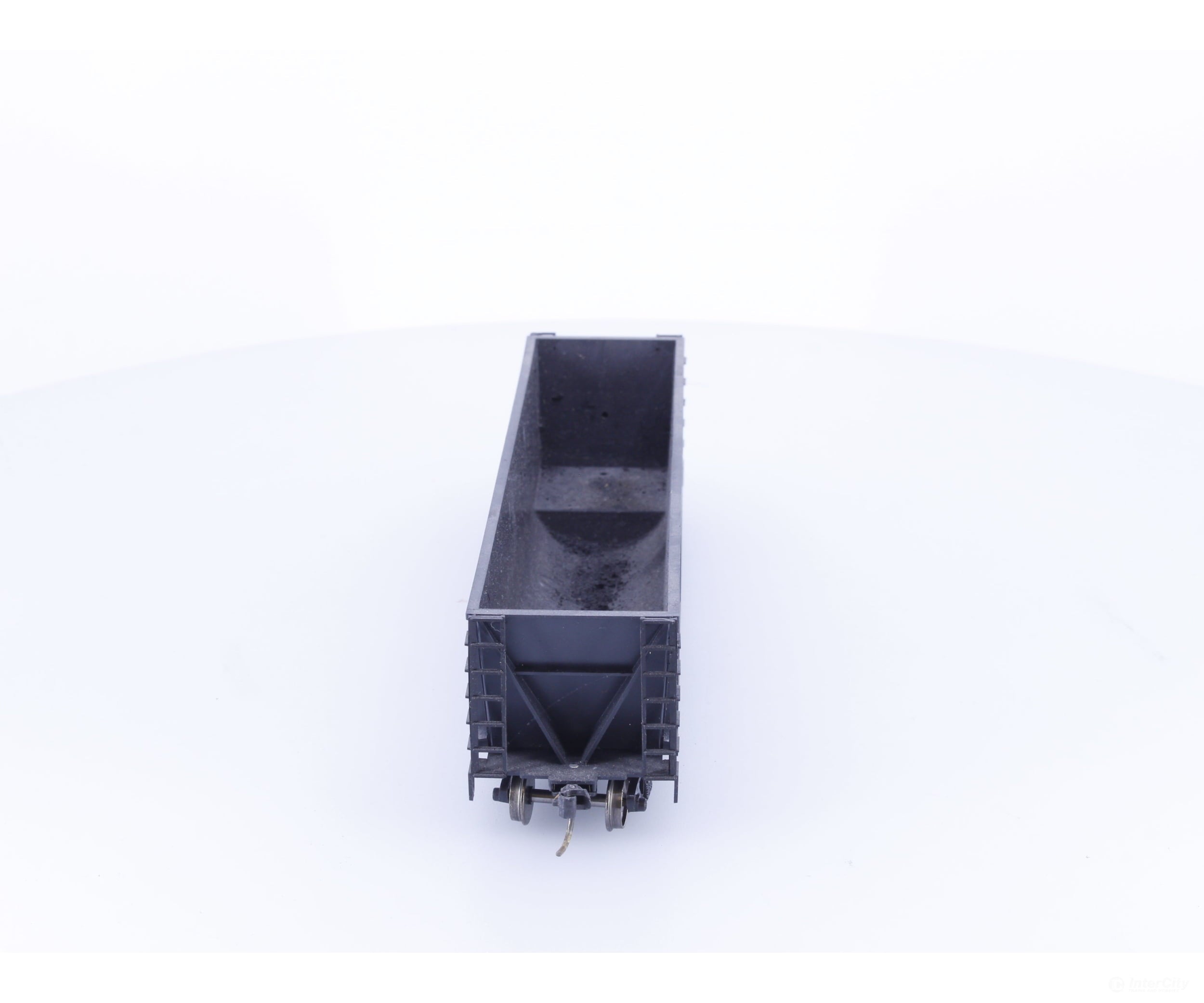 Roundhouse 1660 HO 50’ Bathtub Gondola #48 Undecorated - Freight Cars