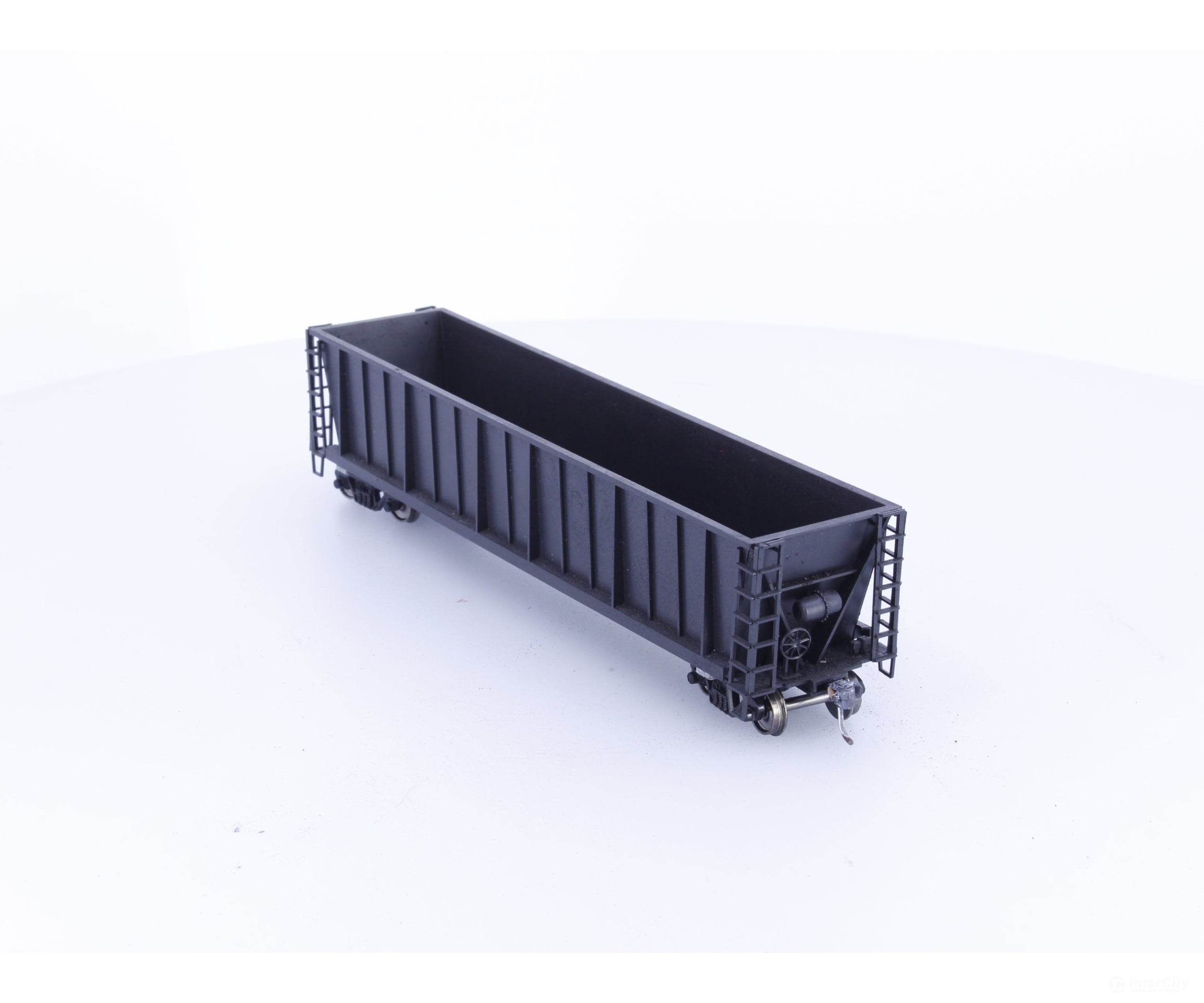 Roundhouse 1660 HO 50’ Bathtub Gondola #49 Undecorated - Freight Cars
