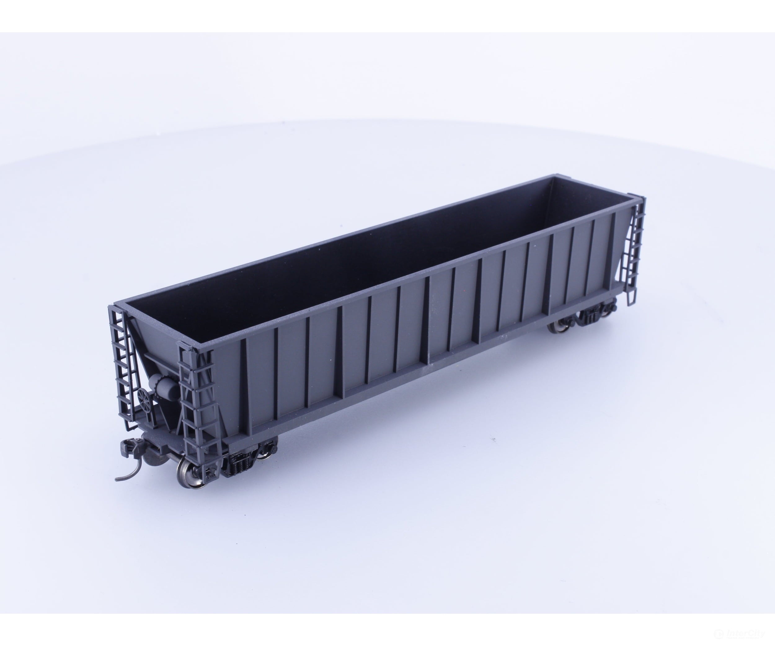 Roundhouse 1660 HO 50’ Bathtub Gondola #5 Undecorated - Freight Cars