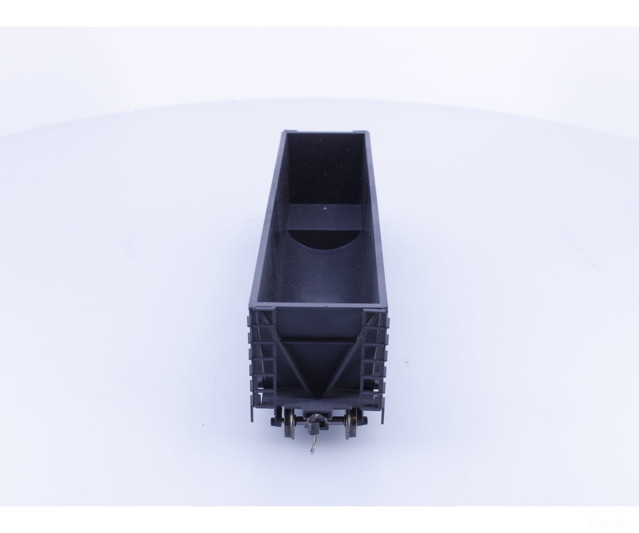 Roundhouse 1660 HO 50’ Bathtub Gondola #5 Undecorated - Freight Cars