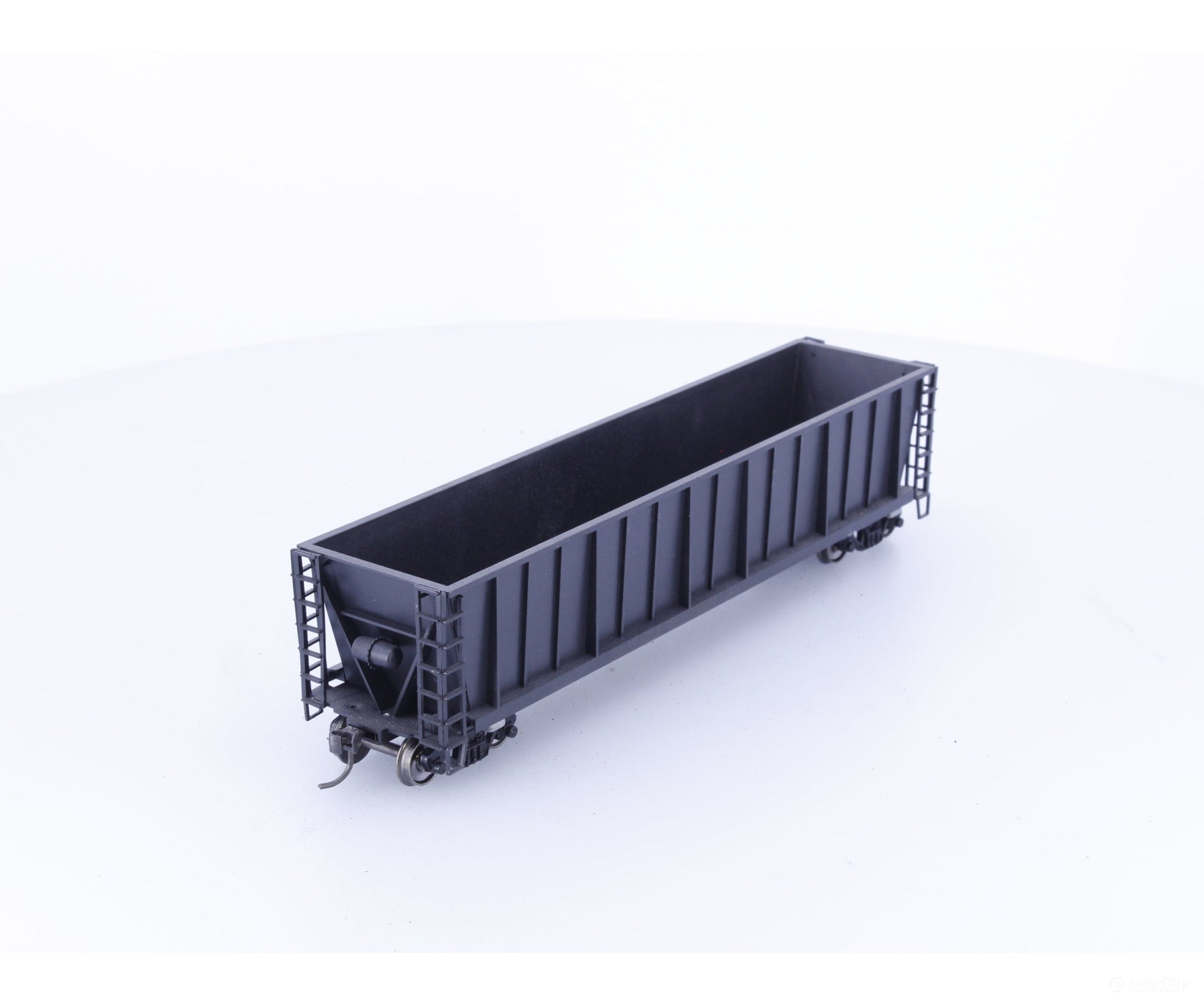 Roundhouse 1660 HO 50’ Bathtub Gondola #58 Undecorated - Freight Cars