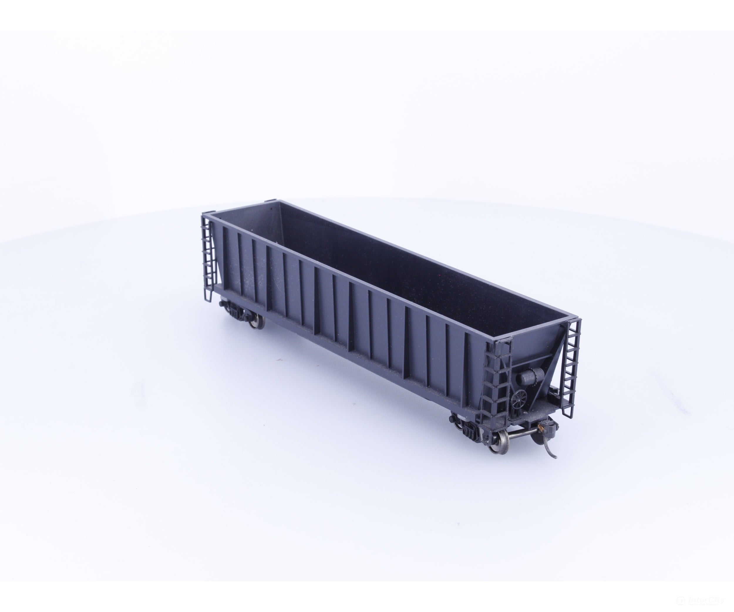 Roundhouse 1660 HO 50’ Bathtub Gondola #67 Undecorated - Freight Cars