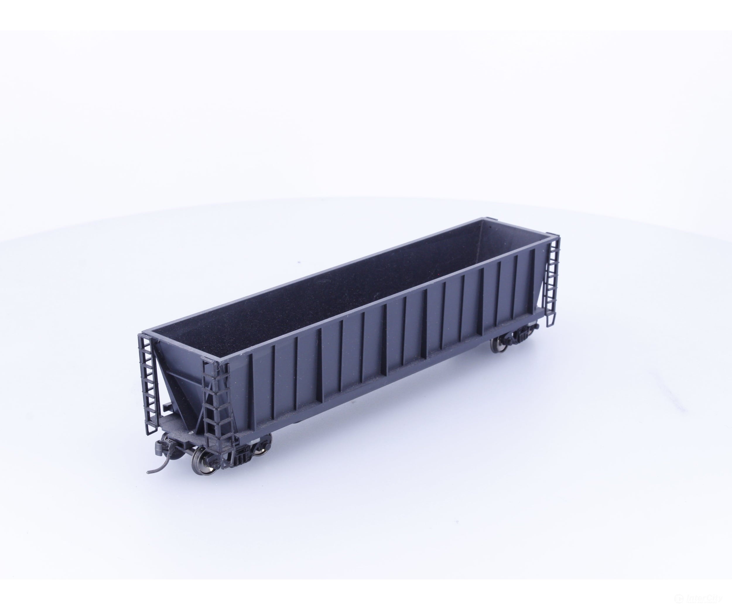 Roundhouse 1660 HO 50’ Bathtub Gondola #69 Undecorated - Freight Cars