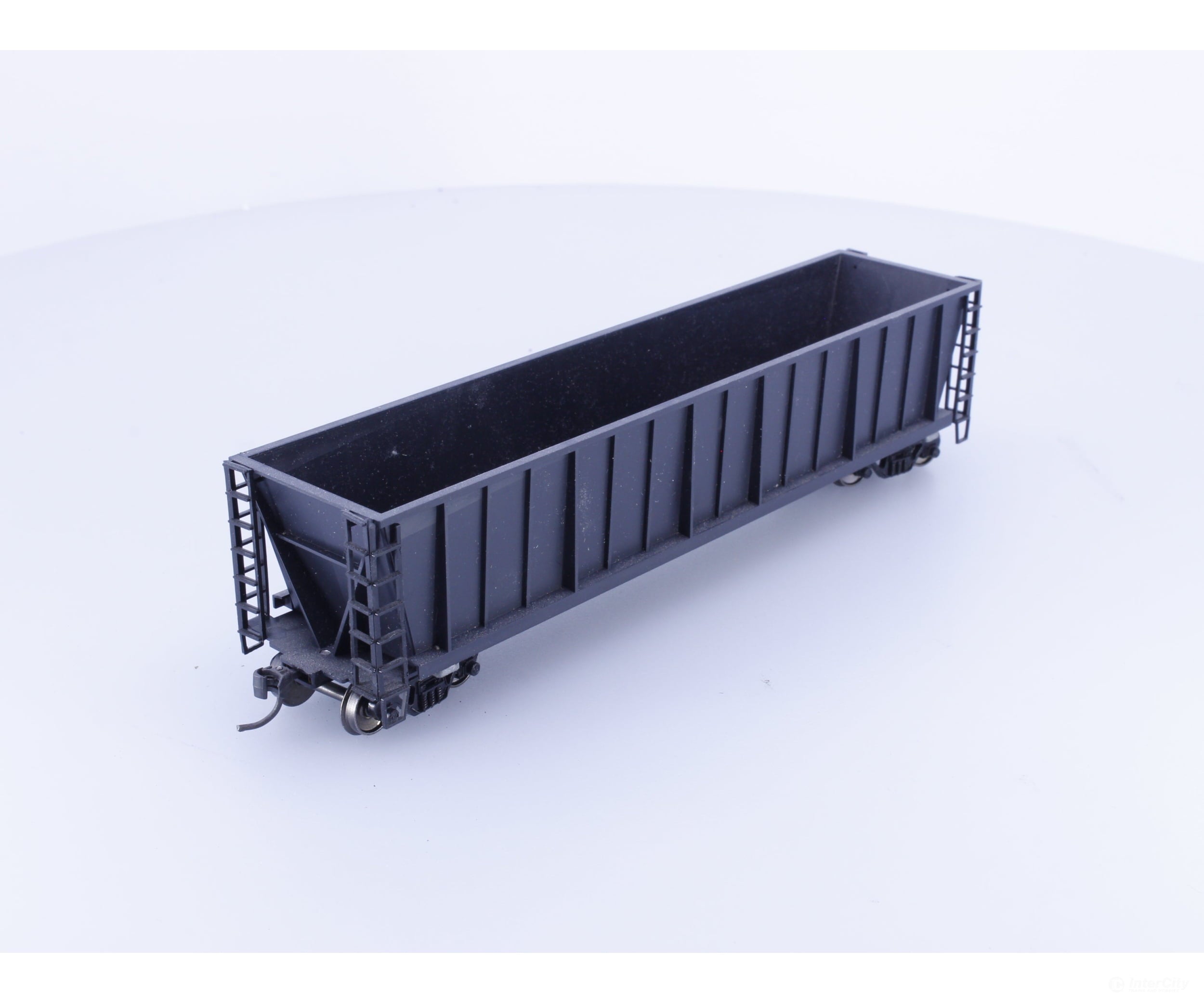 Roundhouse 1660 HO 50’ Bathtub Gondola #7 Undecorated - Freight Cars