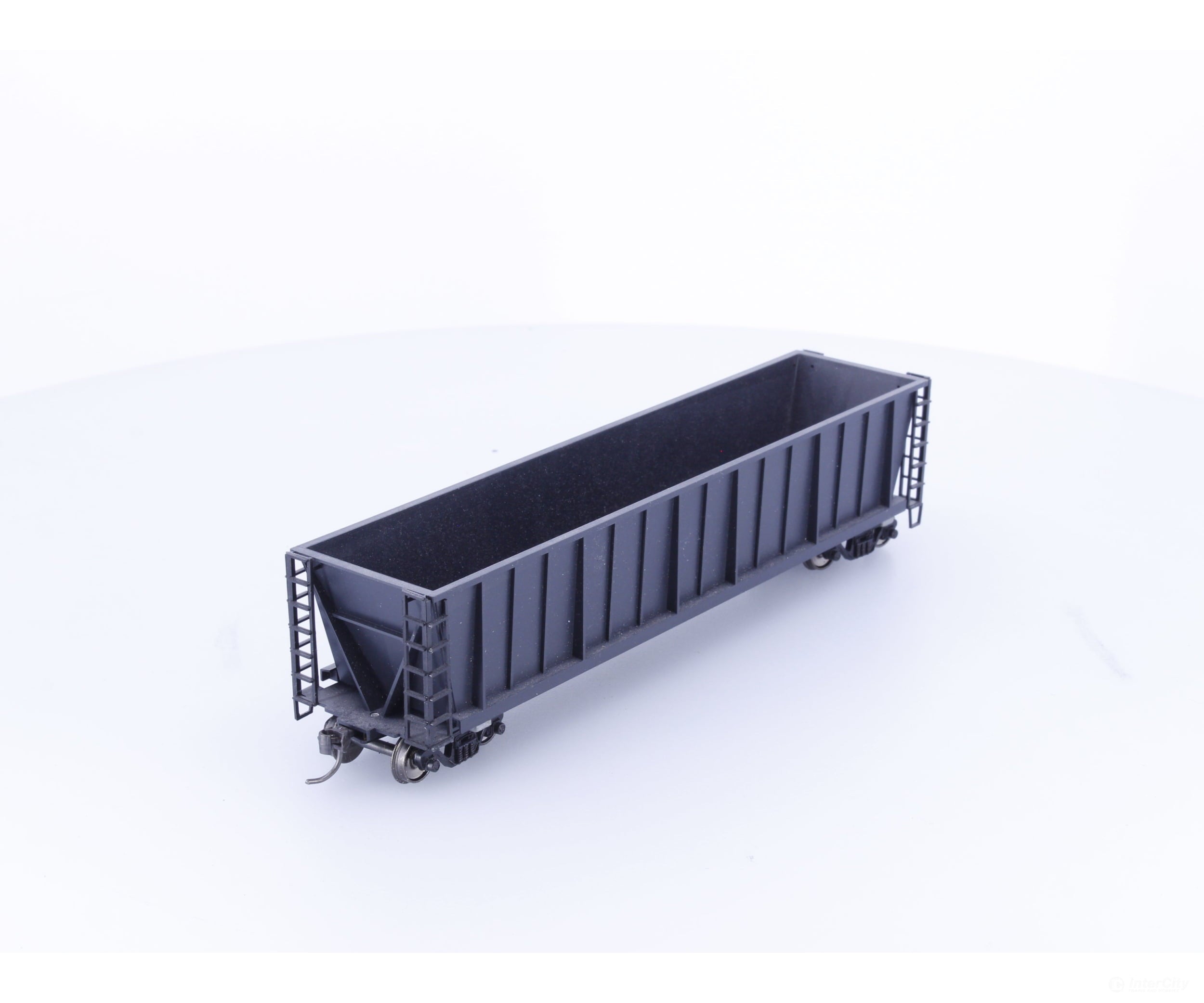 Roundhouse 1660 HO 50’ Bathtub Gondola #70 Undecorated - Freight Cars