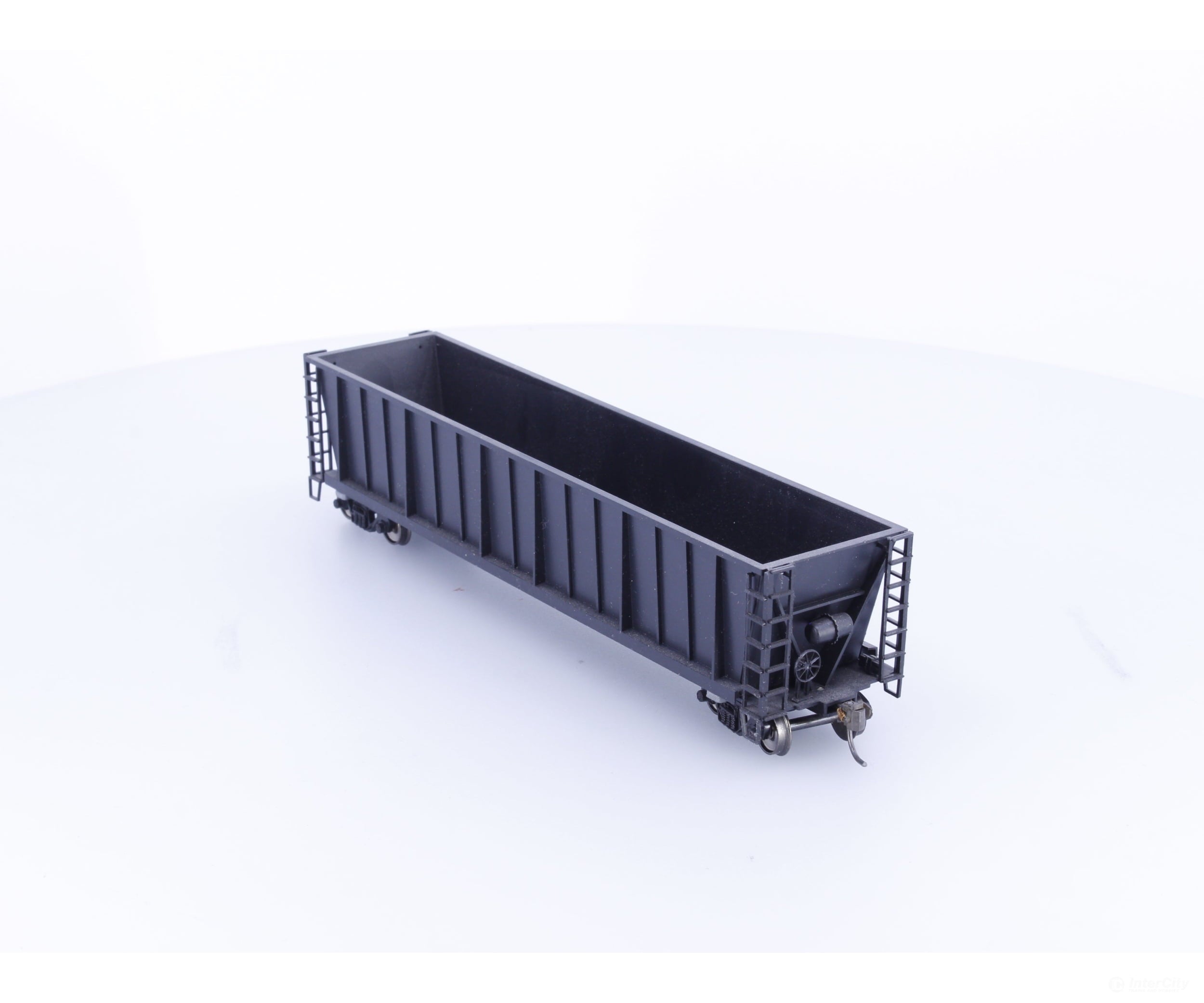 Roundhouse 1660 HO 50’ Bathtub Gondola #71 Undecorated - Freight Cars