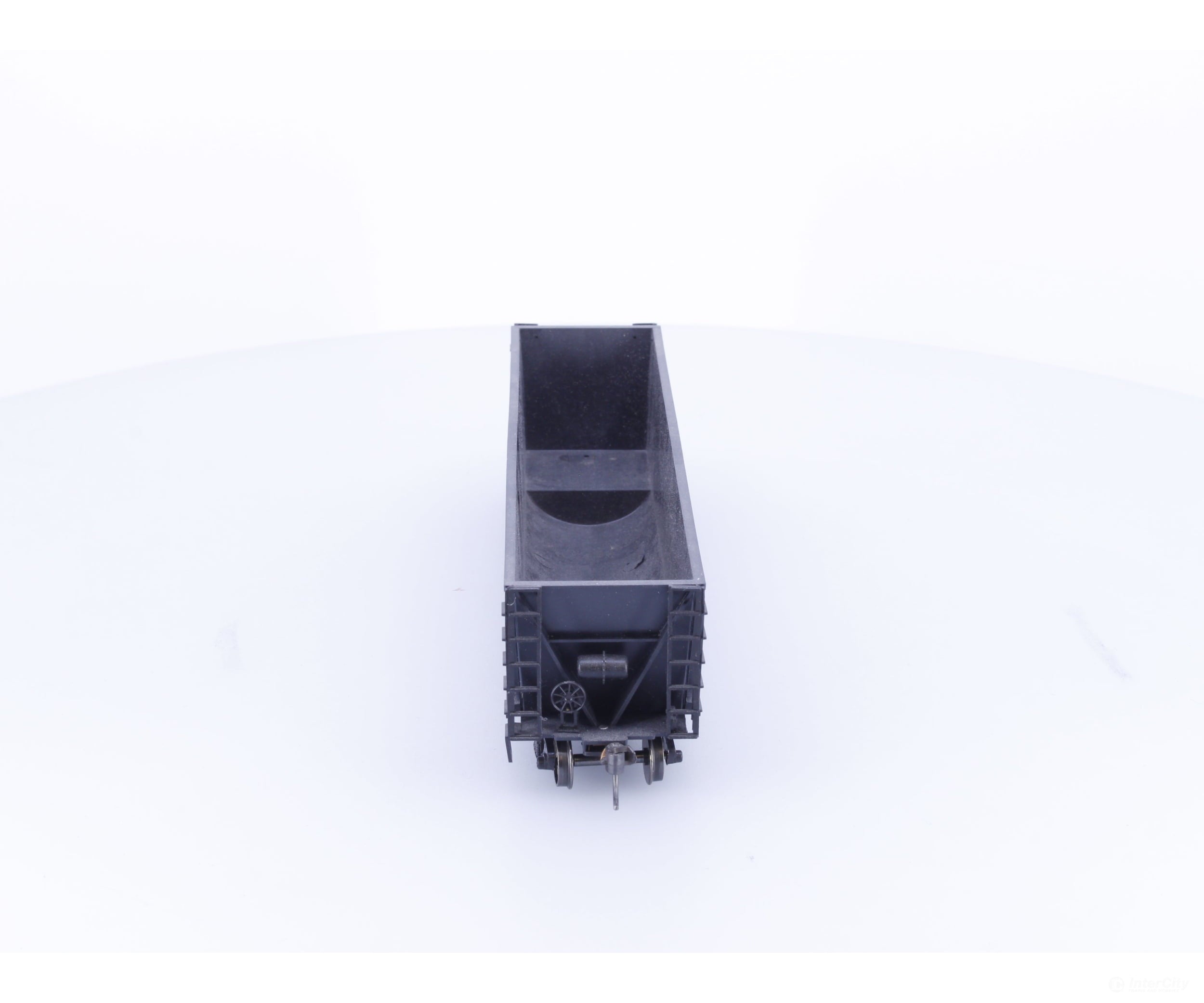 Roundhouse 1660 HO 50’ Bathtub Gondola #72 Undecorated - Freight Cars