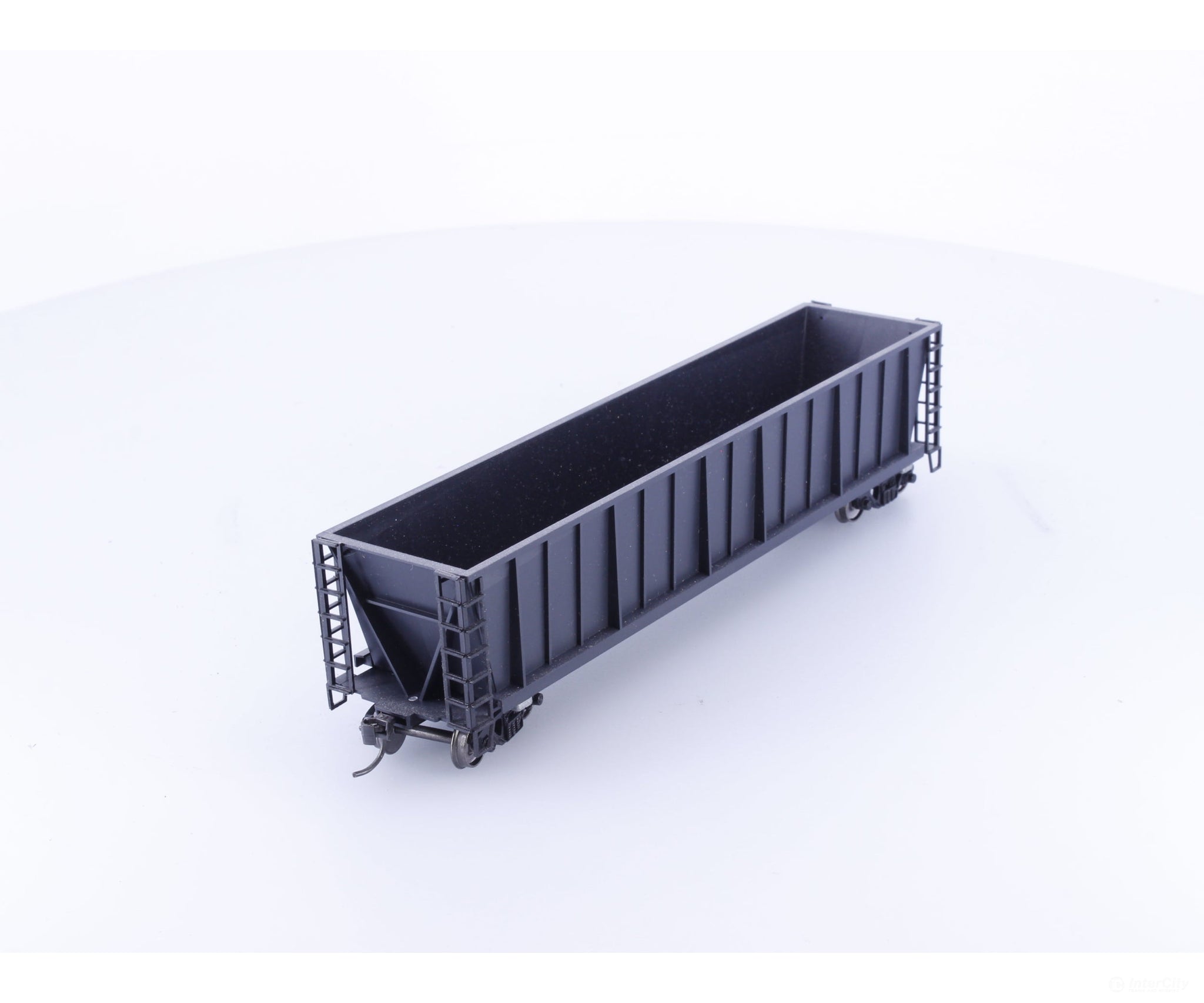 Roundhouse 1660 HO 50’ Bathtub Gondola #74 Undecorated - Freight Cars