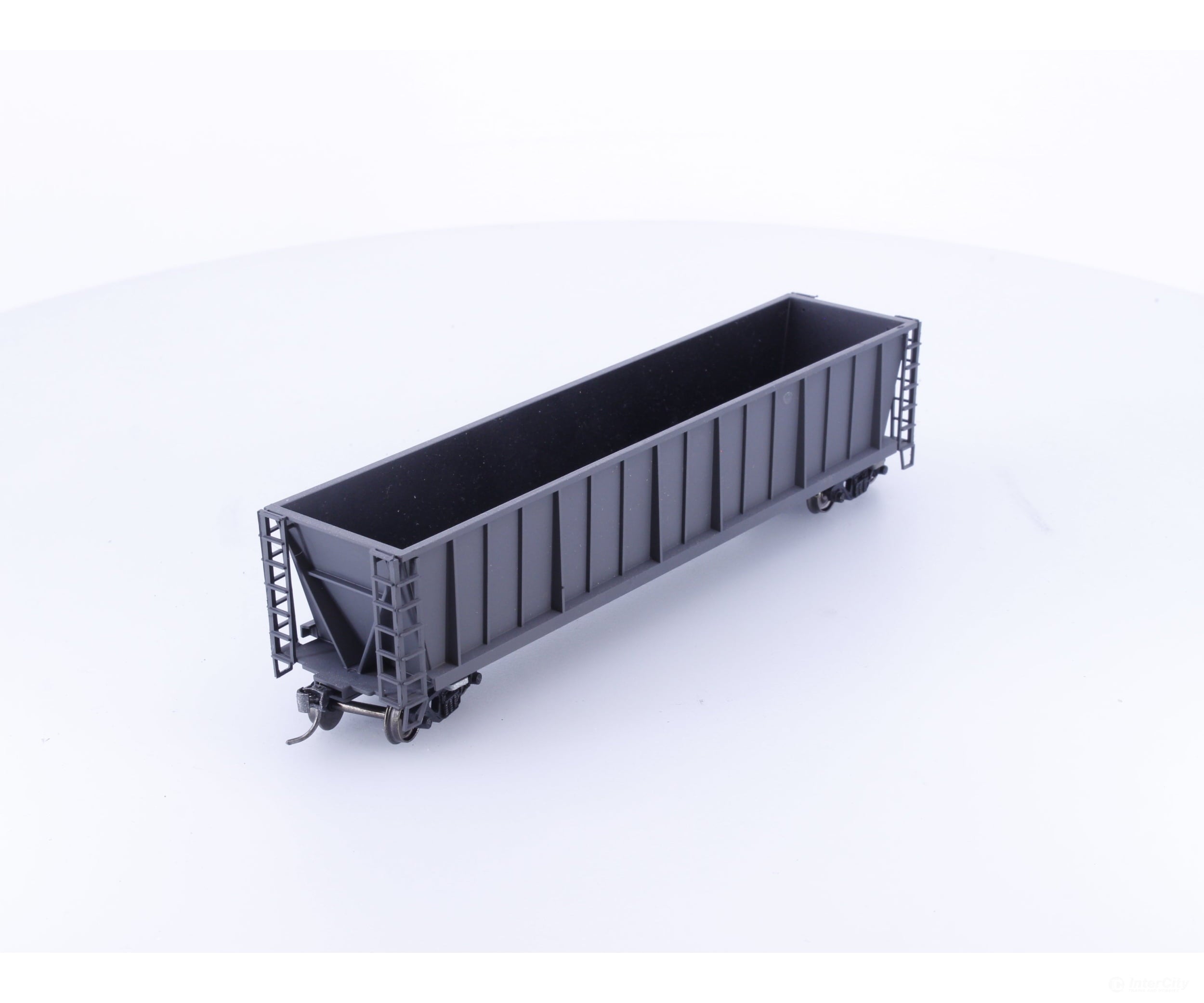 Roundhouse 1660 HO 50’ Bathtub Gondola #75 Undecorated - Freight Cars