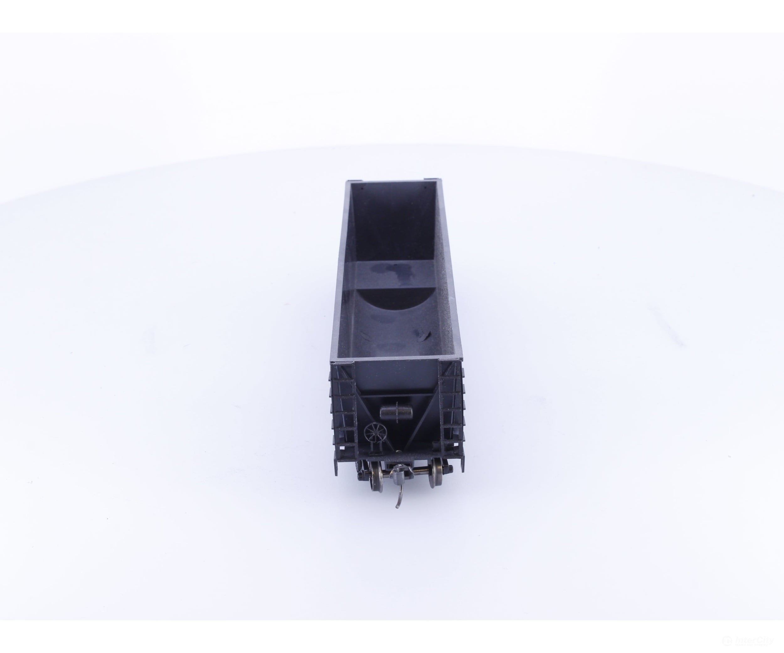 Roundhouse 1660 HO 50’ Bathtub Gondola #80 Undecorated - Freight Cars