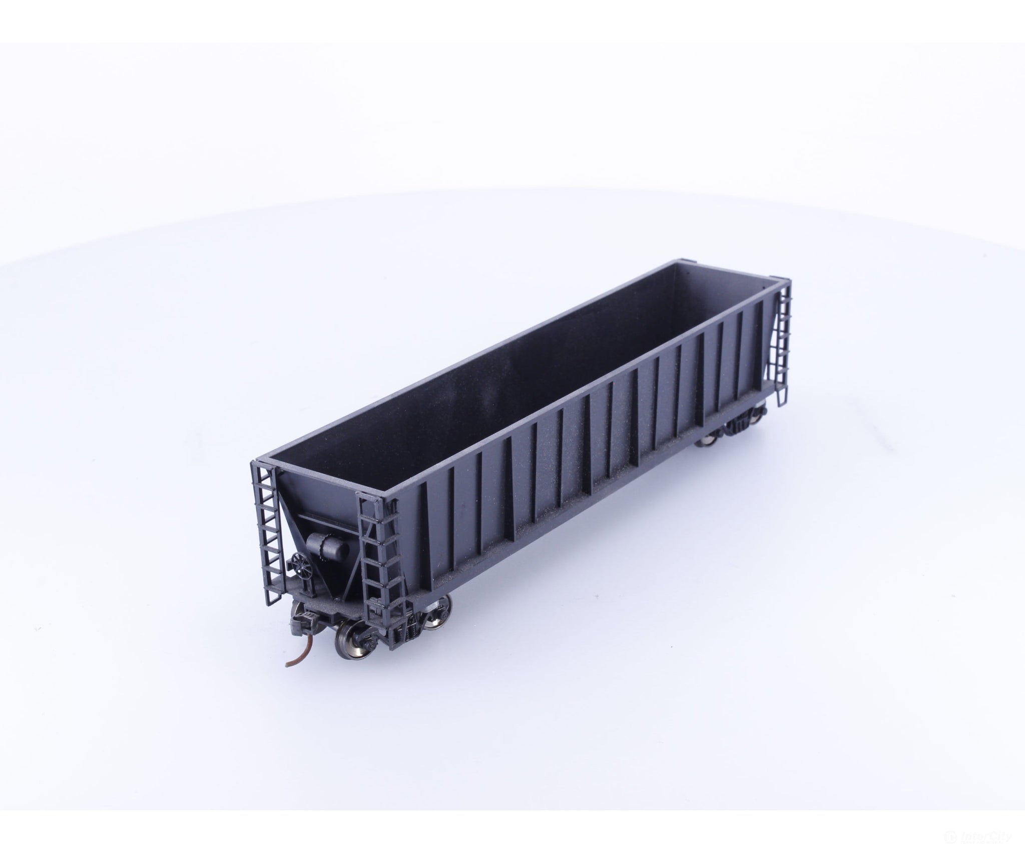 Roundhouse 1660 HO 50’ Bathtub Gondola #86 Undecorated - Freight Cars