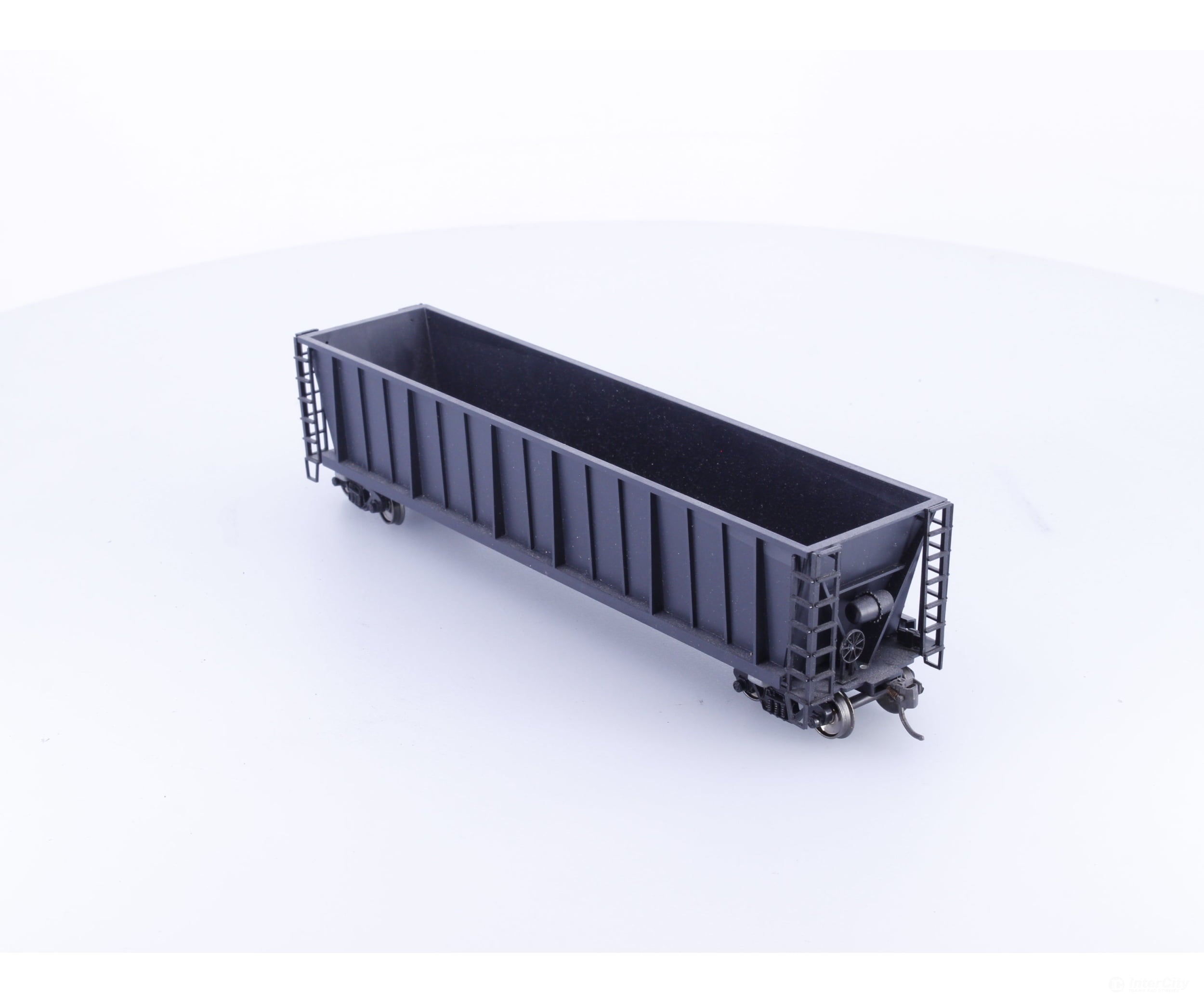 Roundhouse 1660 HO 50’ Bathtub Gondola #88 Undecorated - Freight Cars