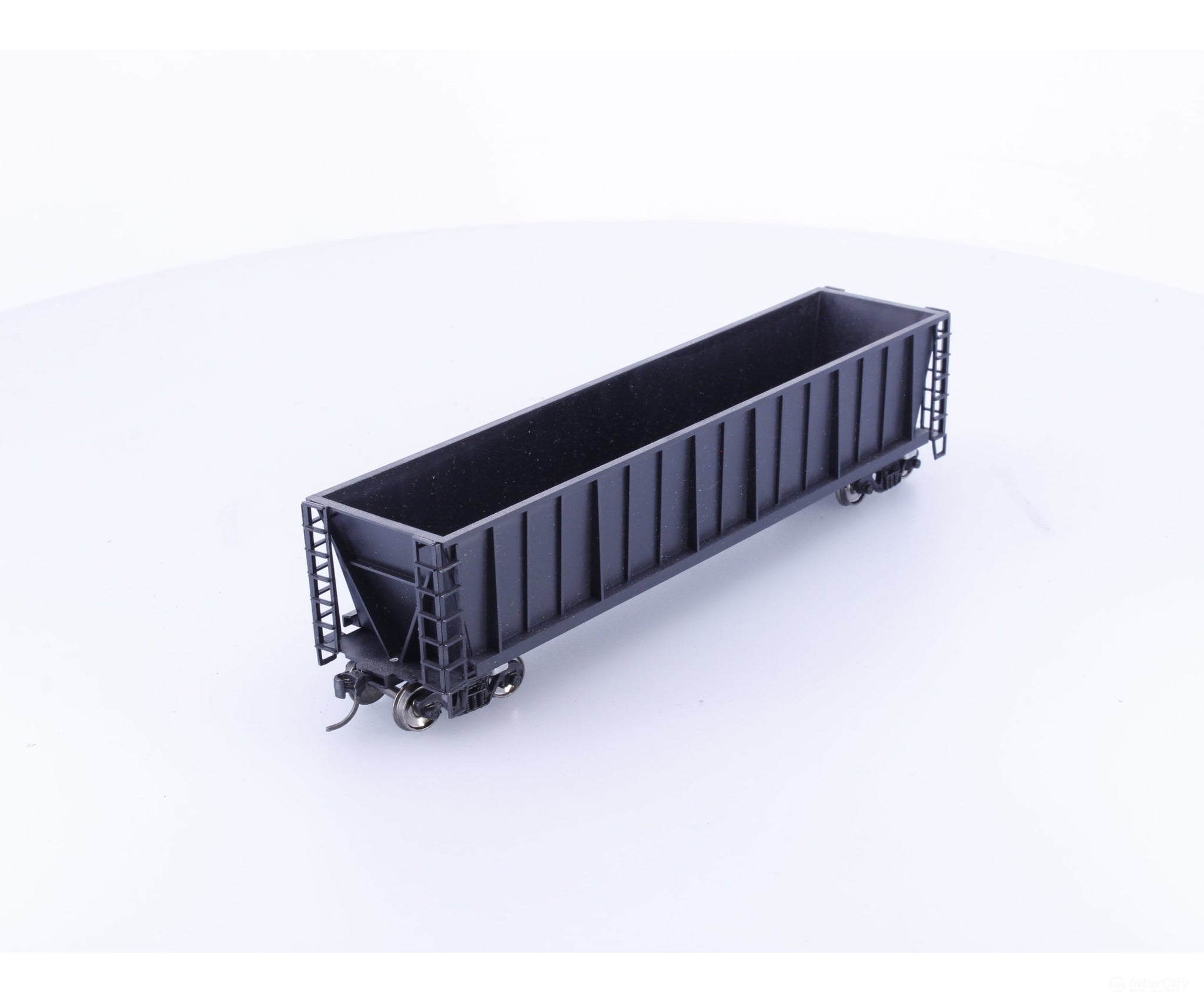 Roundhouse 1660 HO 50’ Bathtub Gondola #90 Undecorated - Freight Cars