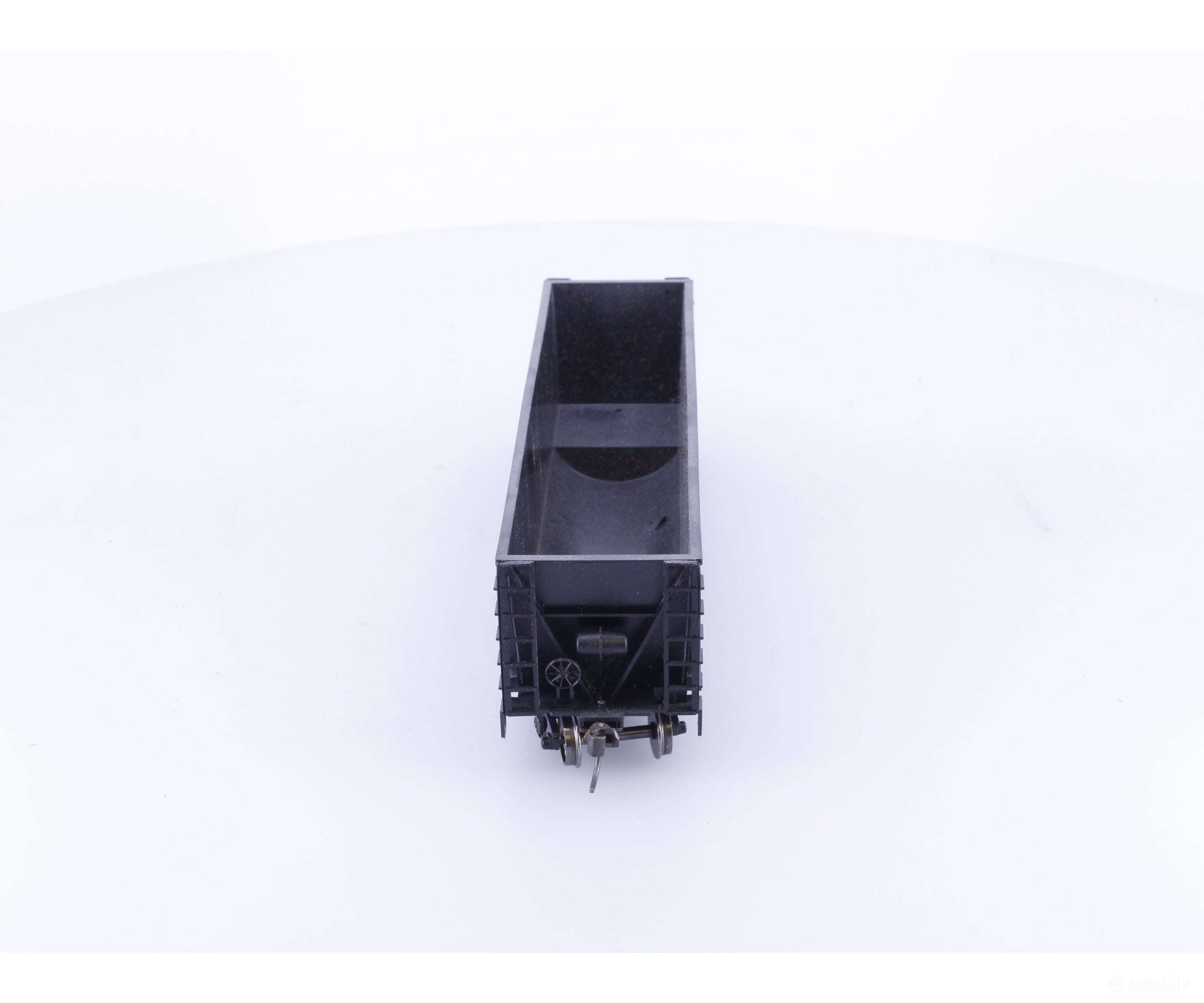 Roundhouse 1660 HO 50’ Bathtub Gondola #90 Undecorated - Freight Cars