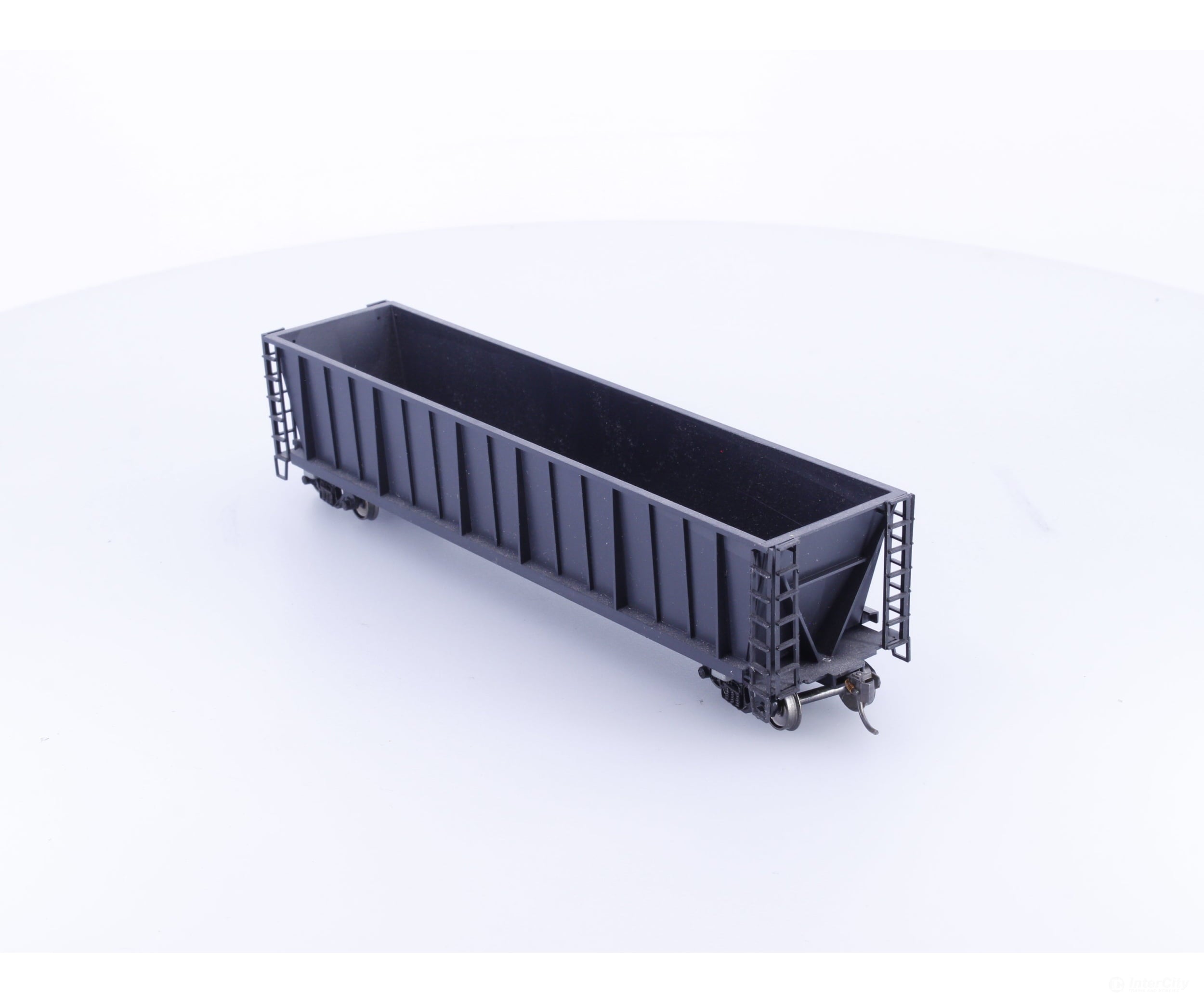 Roundhouse 1660 HO 50’ Bathtub Gondola #91 Undecorated - Freight Cars