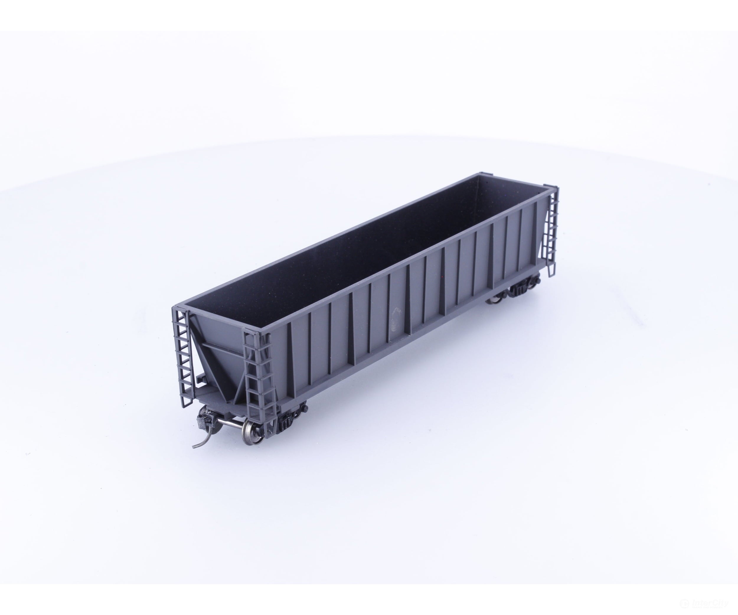 Roundhouse 1660 HO 50’ Bathtub Gondola #93 Undecorated - Freight Cars