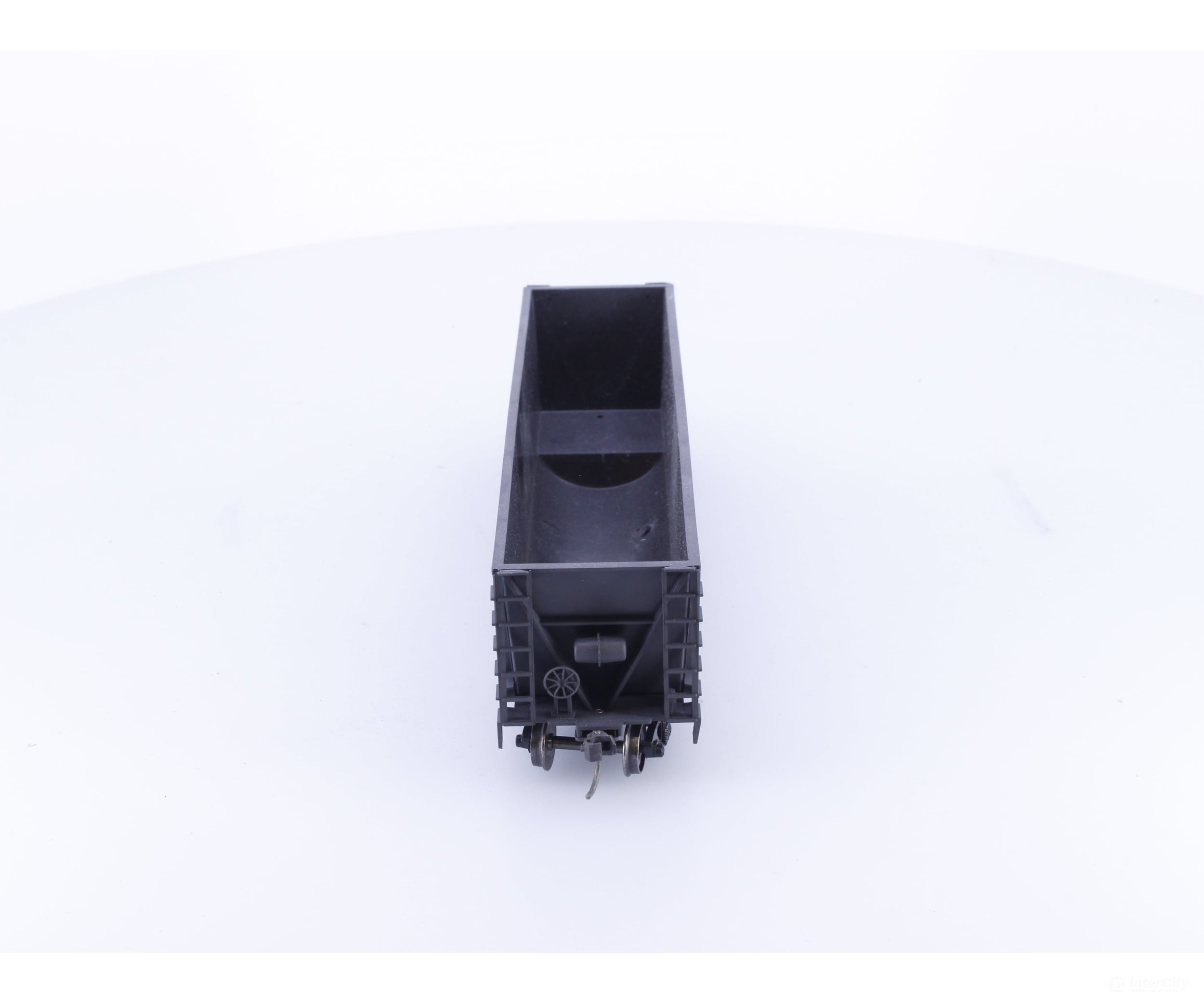 Roundhouse 1660 HO 50’ Bathtub Gondola #94 Undecorated - Freight Cars