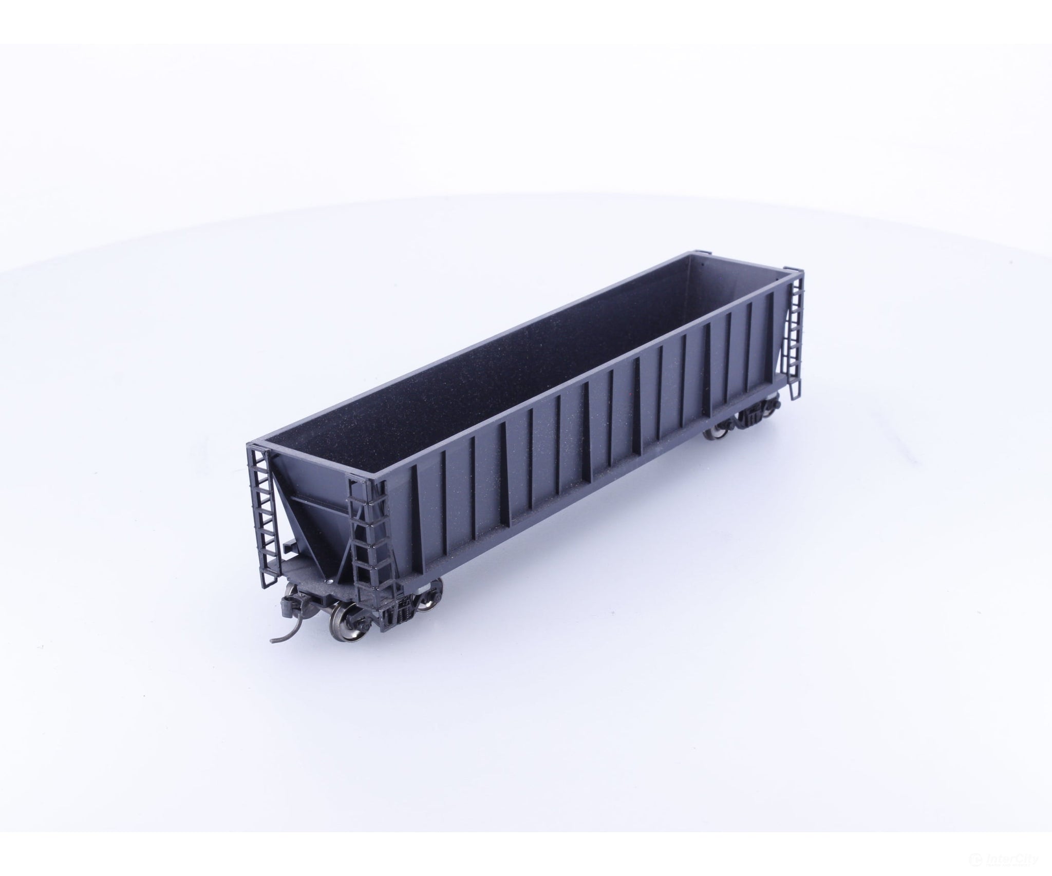 Roundhouse 1660 HO 50’ Bathtub Gondola #95 Undecorated - Freight Cars