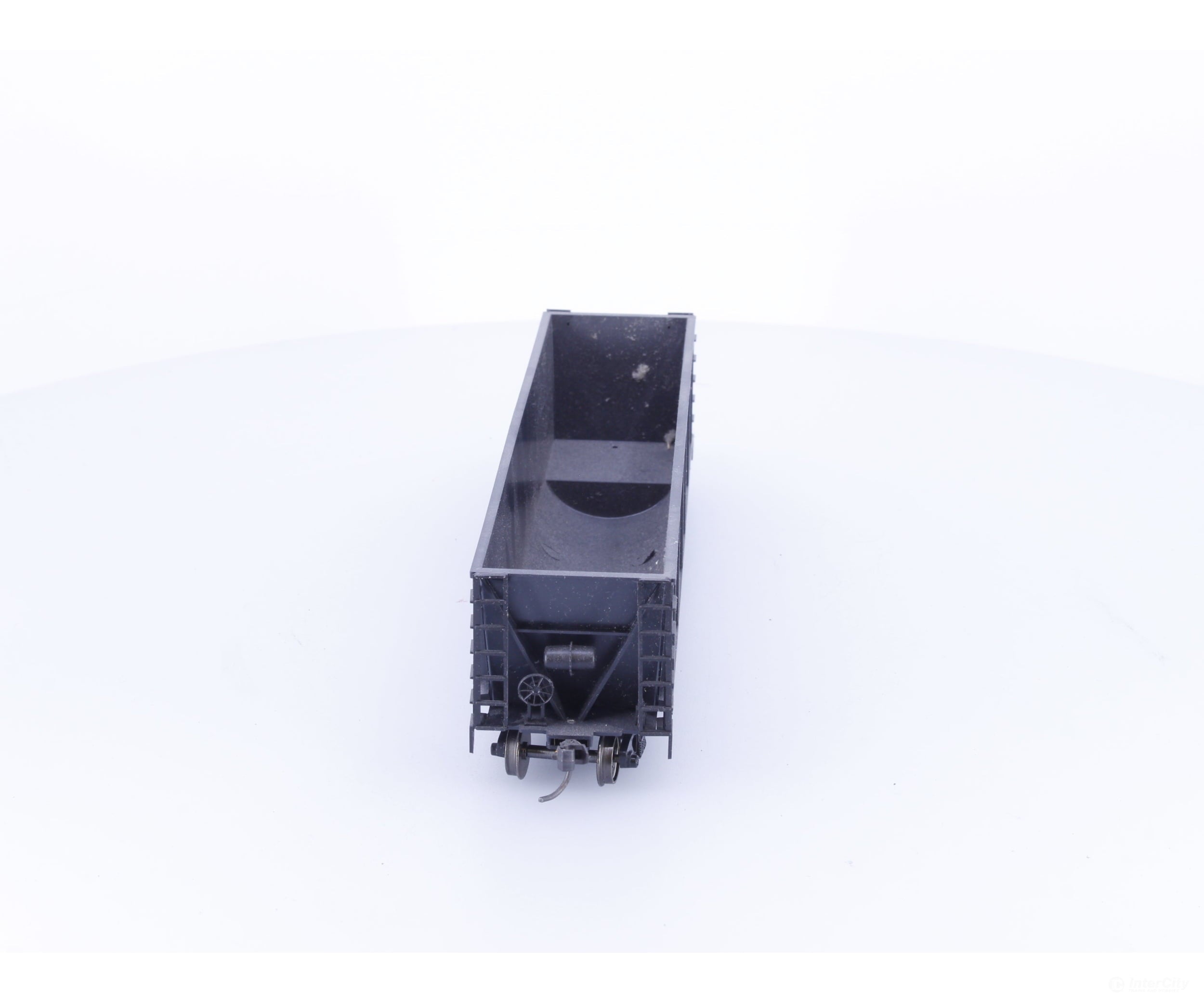 Roundhouse 1660 HO 50’ Bathtub Gondola #50 Undecorated - Freight Cars