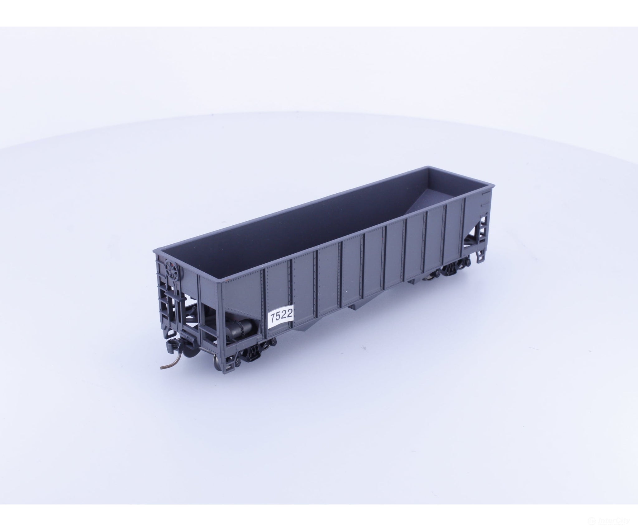 Roundhouse 1680 HO 50’ Gondola #12 Undecorated 7522 - Freight Cars