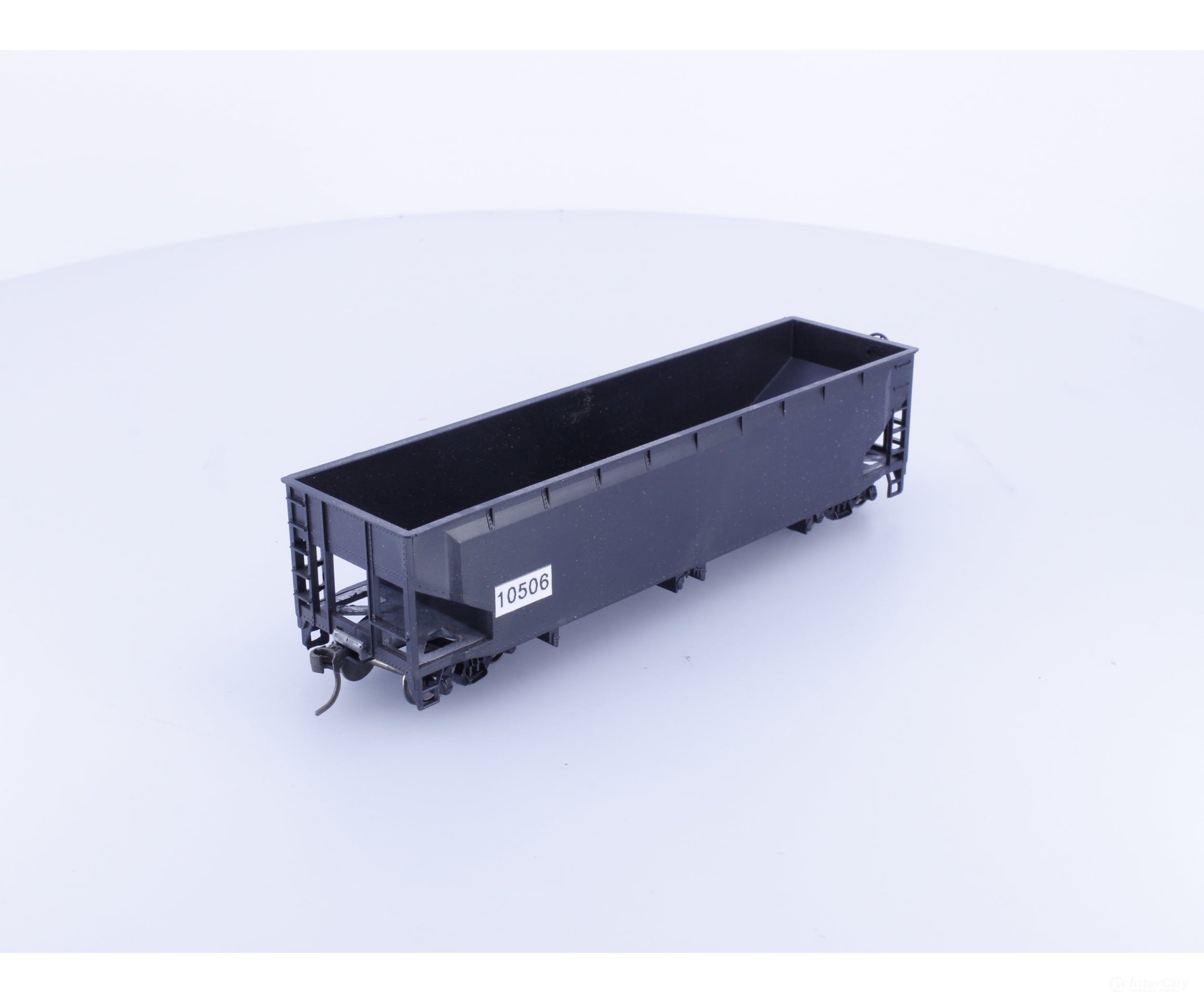 Roundhouse 1680 HO 50’ Gondola #16 Undecorated 10506 - Freight Cars