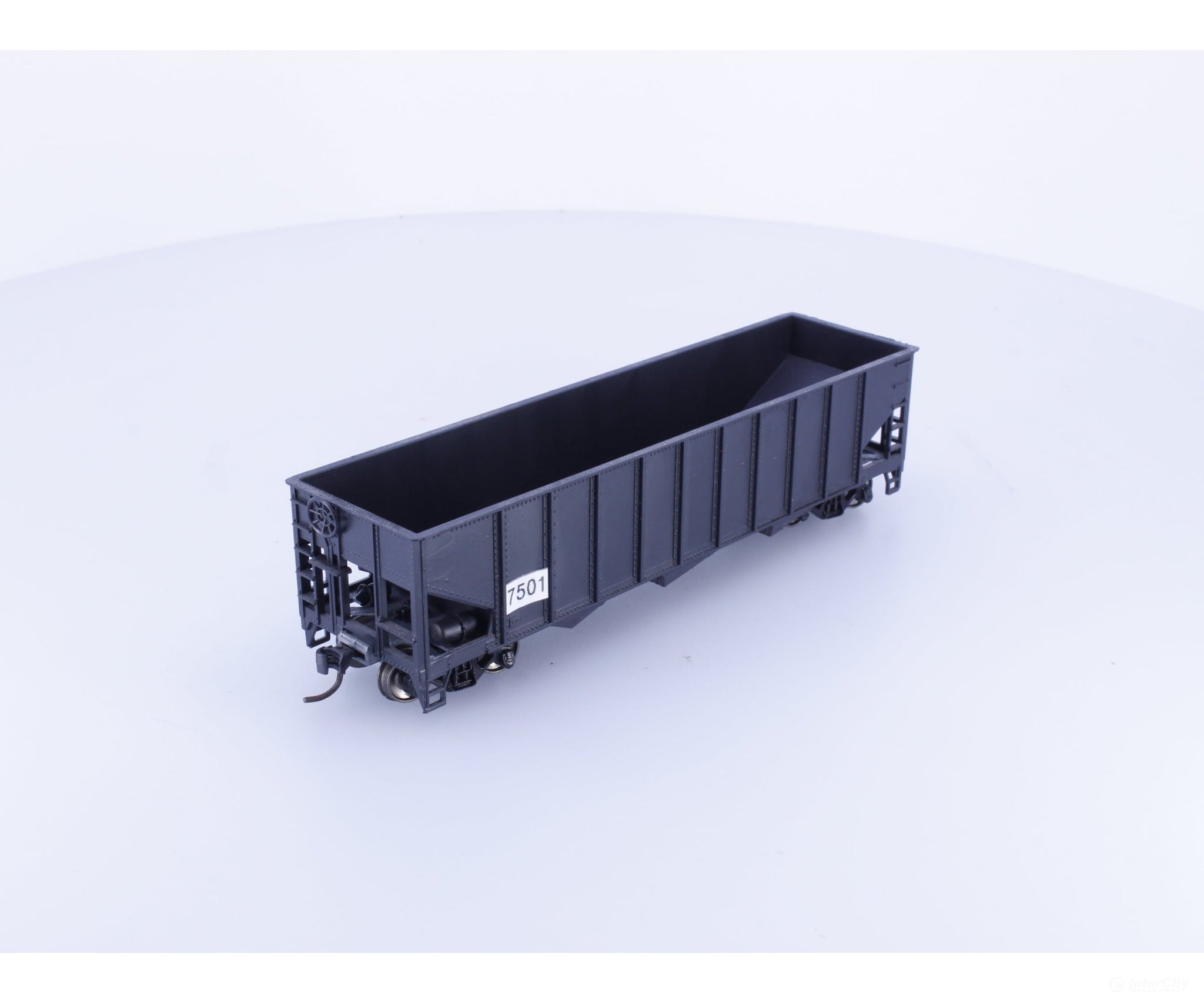 Roundhouse 1680 HO 50’ Gondola #6 Undecorated 7501 - Freight Cars