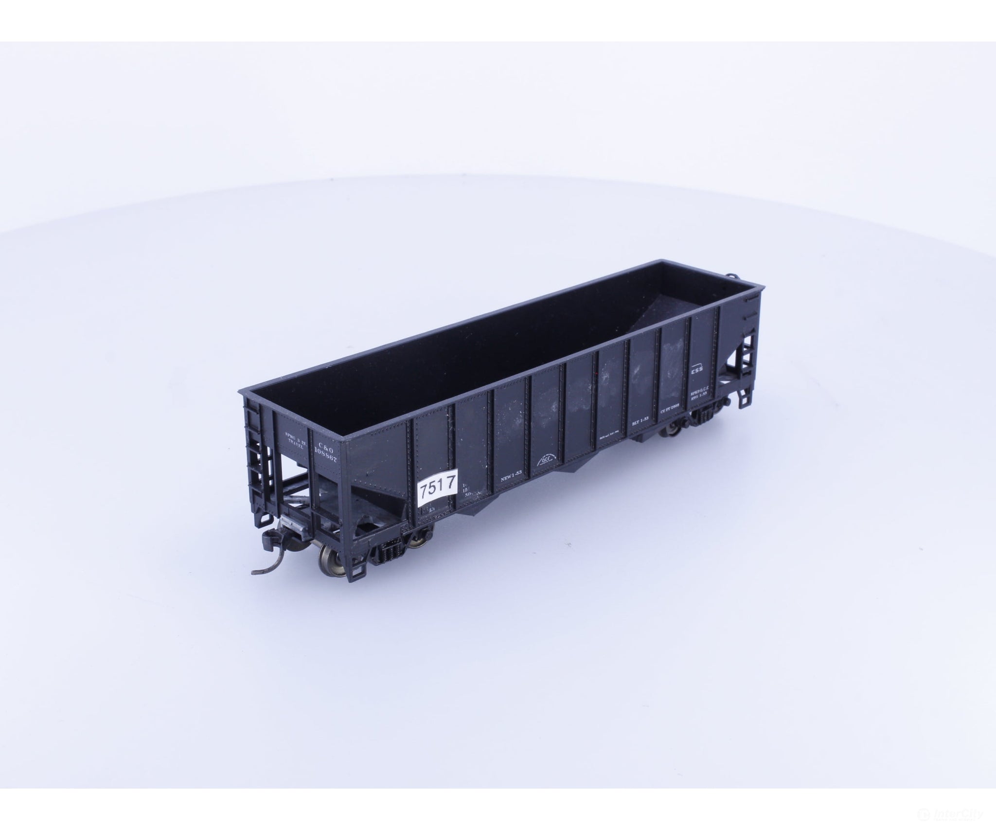 Roundhouse 1680 HO 50’ Gondola #8 Undecorated 7517 - Freight Cars