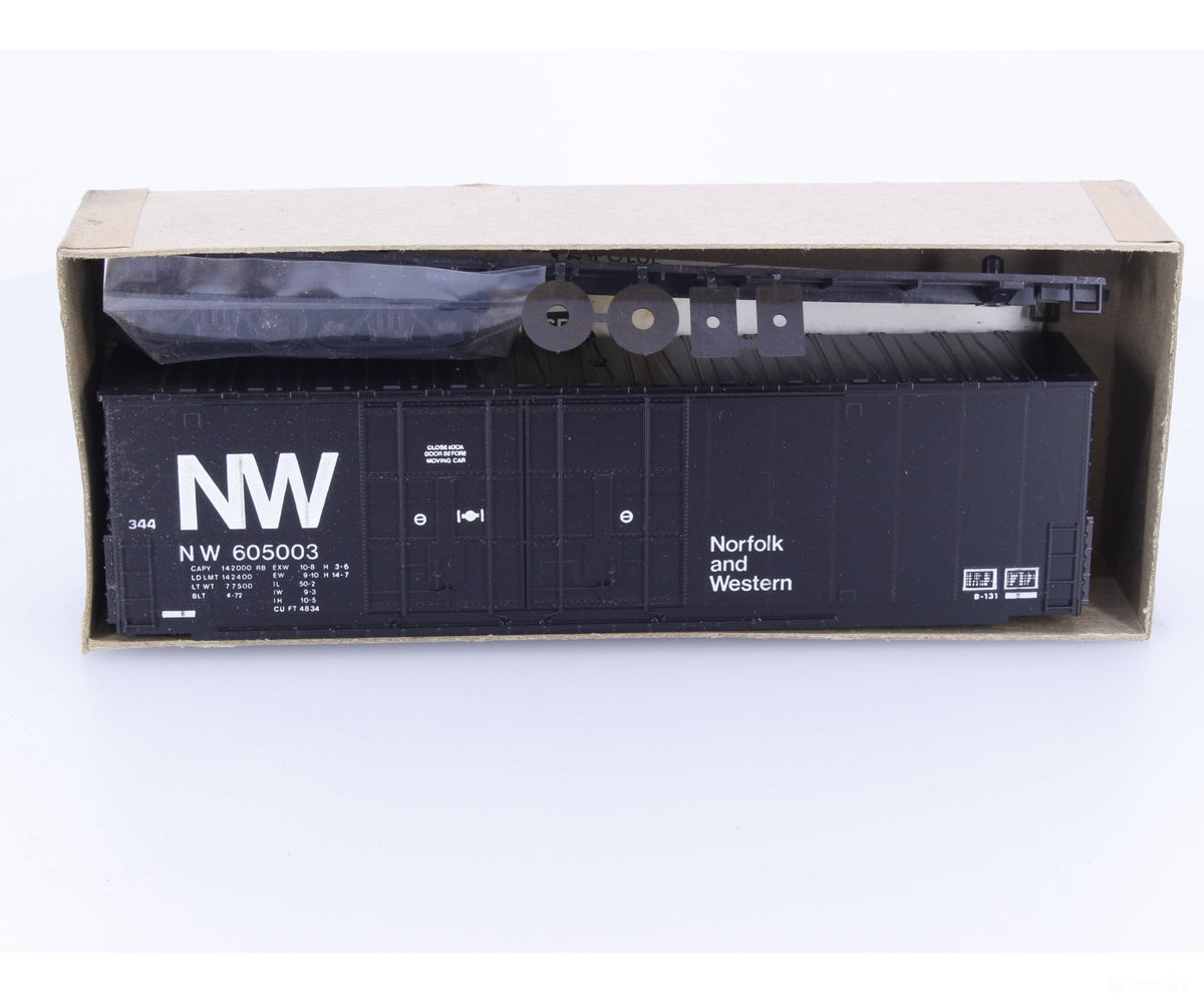 Roundhouse 1785 HO 50’ Double Door Hi-Cube Boxcar Kit Norfolk & Western (NW) 605003 - Freight Cars