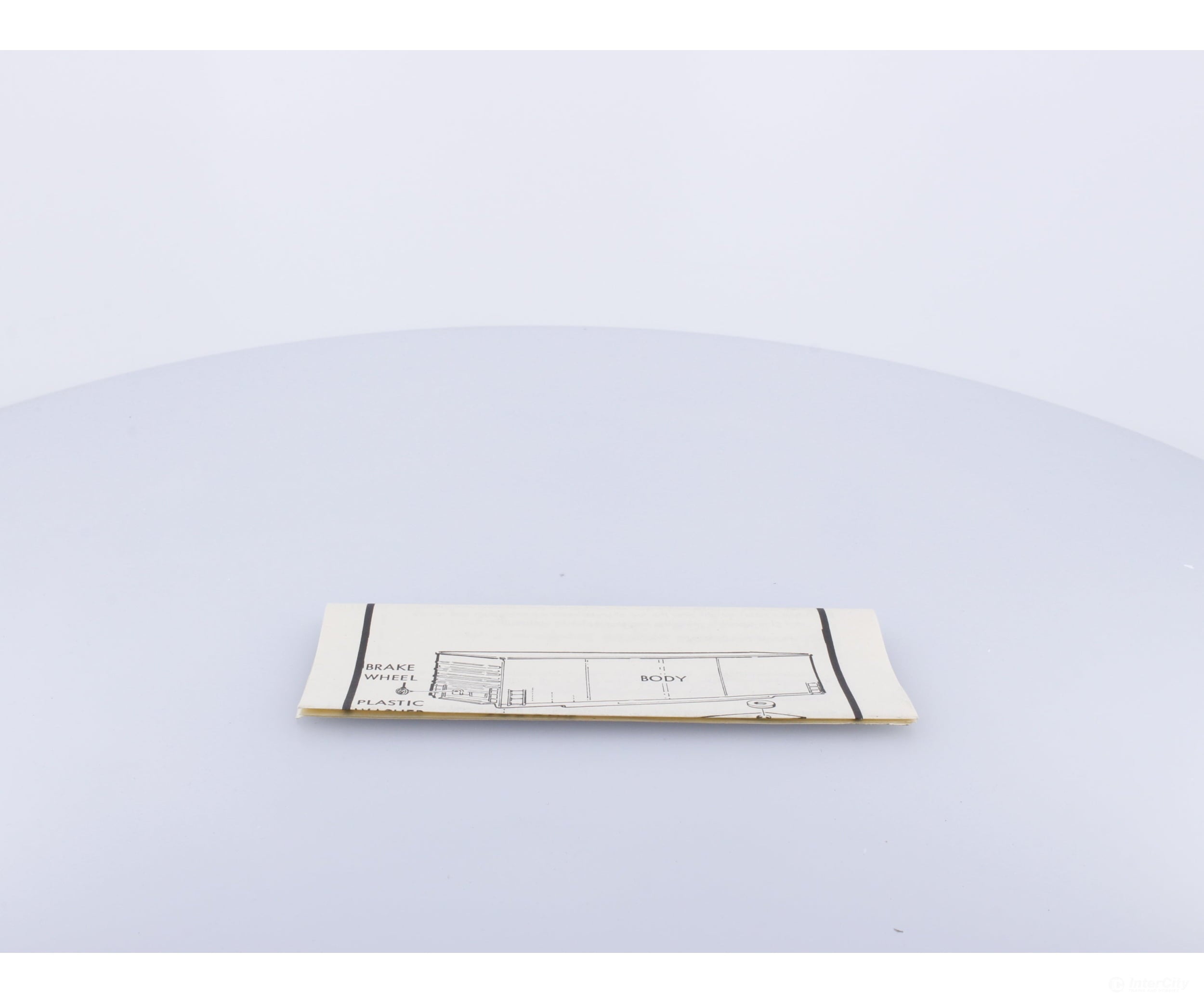 Roundhouse 1820 HO 50’ Rib Side Box Car Kit Undecorated Freight Cars