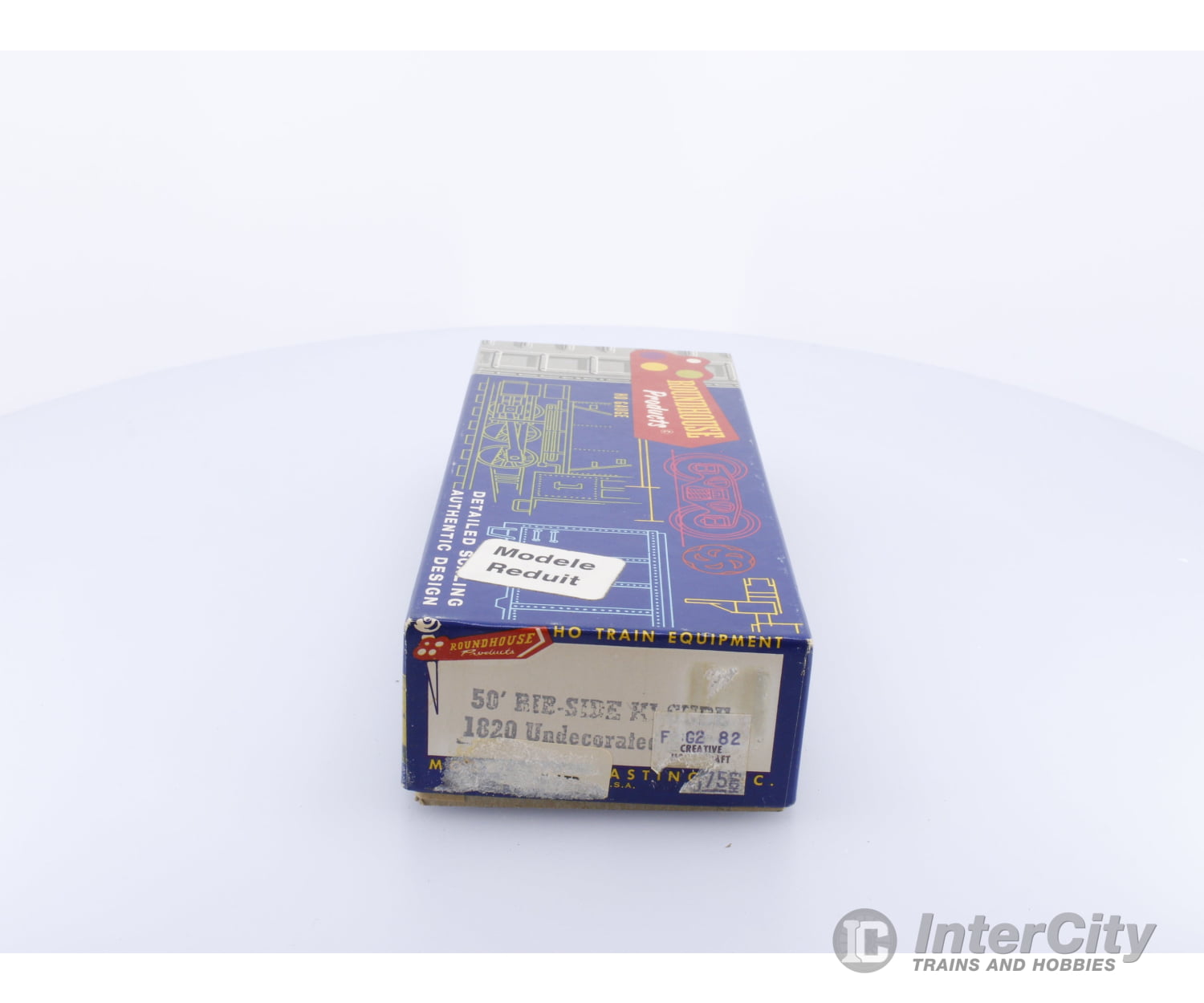 Roundhouse 1820 HO 50’ Rib Side Box Car Kit Undecorated Freight Cars