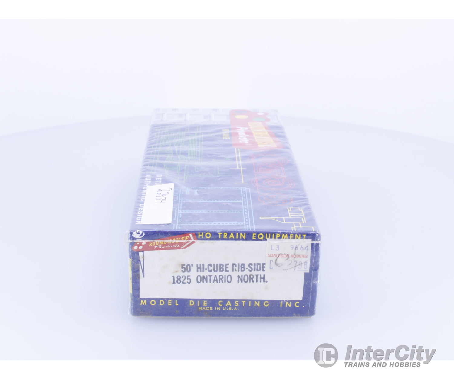 Roundhouse 1825 HO 50’ Hi-Cube Rib Side Boxcar Kit Ontario Northland (ONT) 7605 Freight Cars