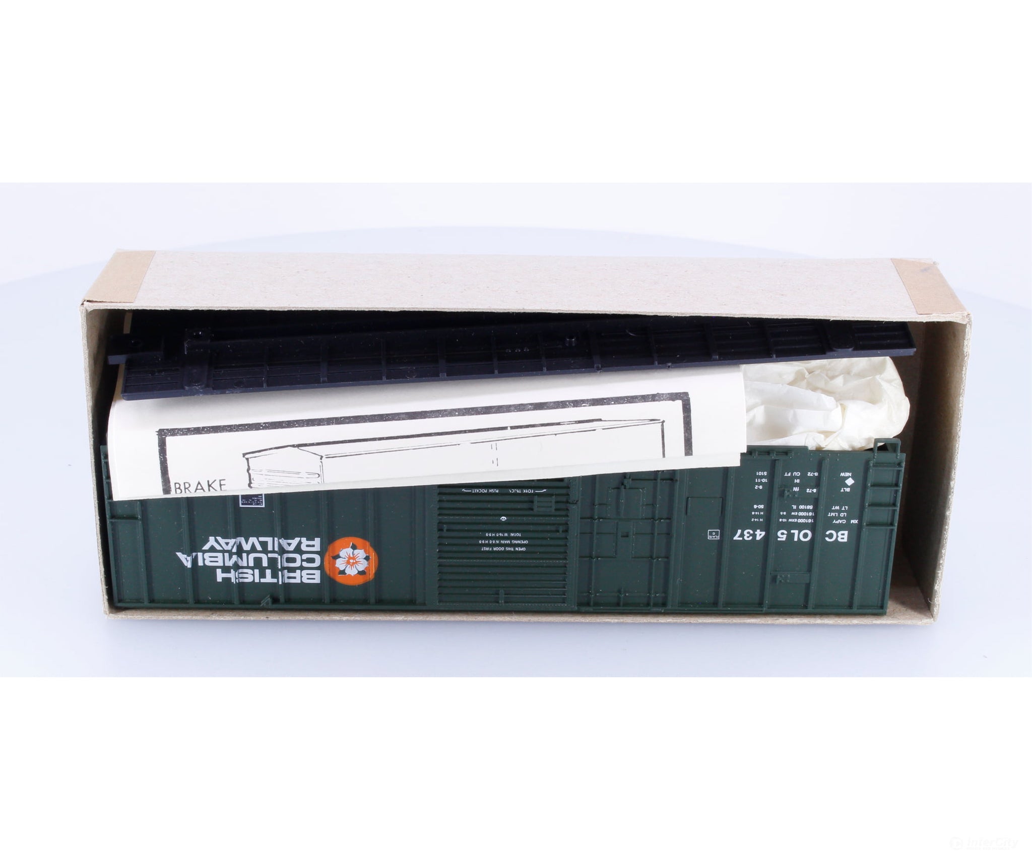 Roundhouse 1936 HO 50’ Combo Door Box Car Kit #2 British Columbia Railway (BCOL) 5437 - Freight Cars