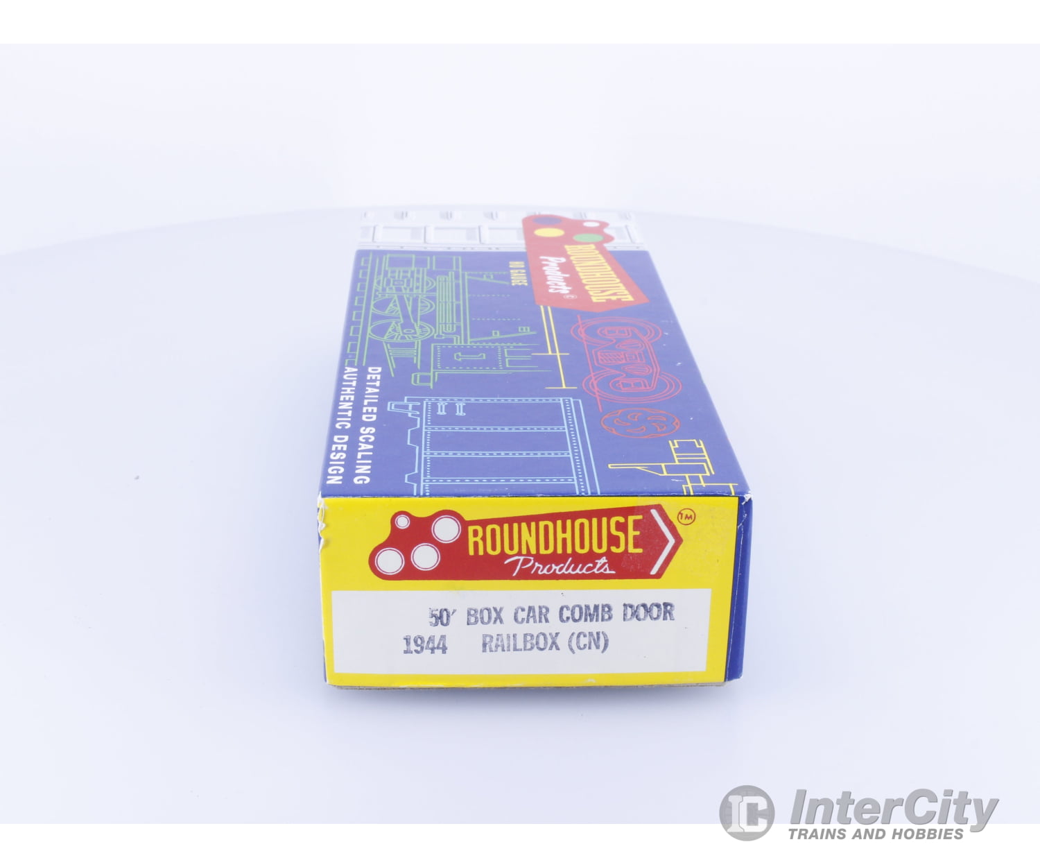 Roundhouse 1944 HO 50’ Combination Door Boxcar Kit Railbox Canadian National (CN) 533102 Freight Cars