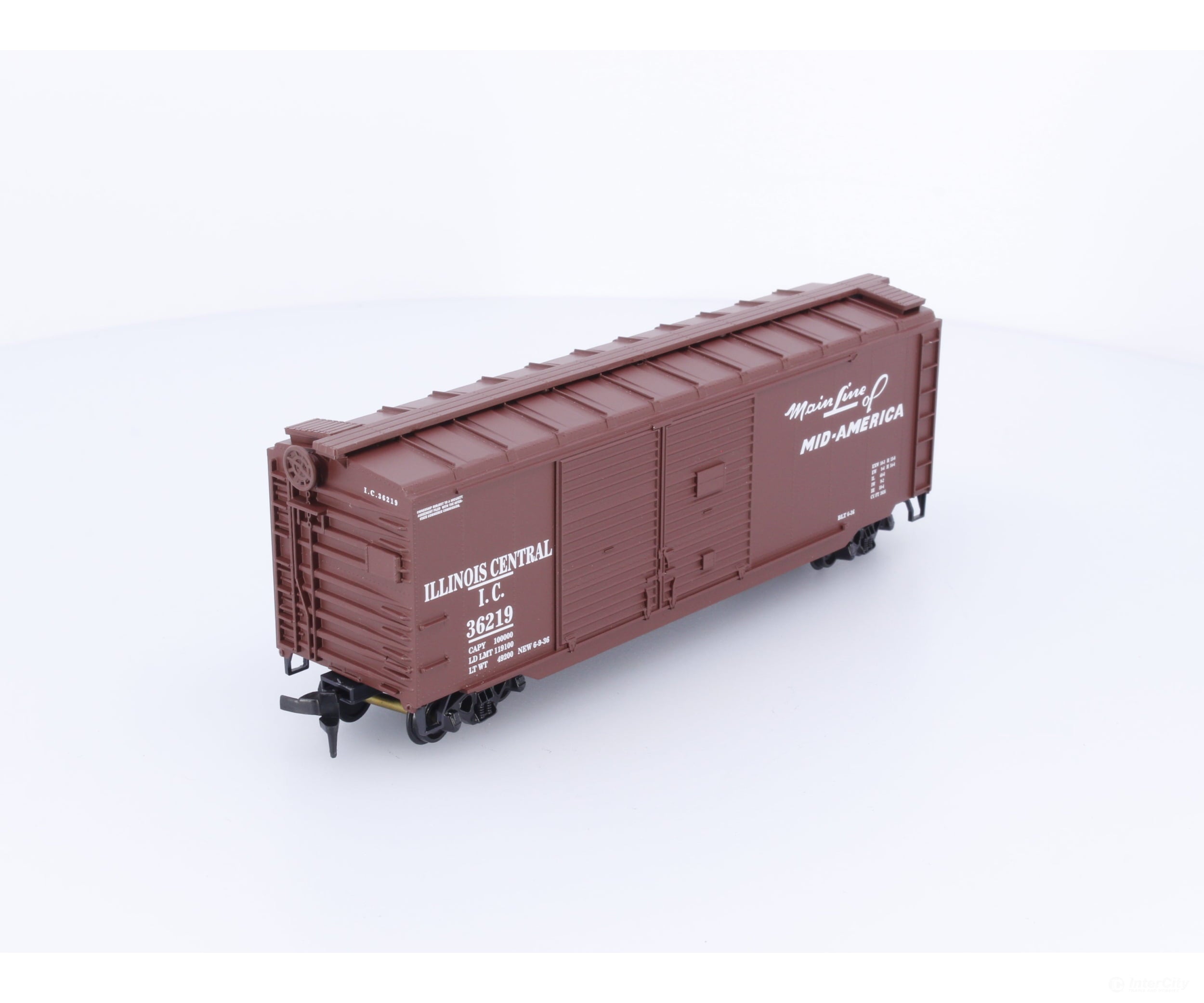 Roundhouse 20606 HO 40’ AAR Double Door Boxcar Illinois Central (IC) 36219 Freight Cars