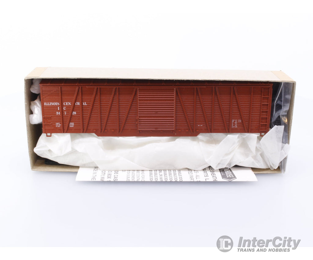 Roundhouse 2105 HO 50’ Single Door Box Car Kit Illinois Central (IC) 34728 Freight Cars