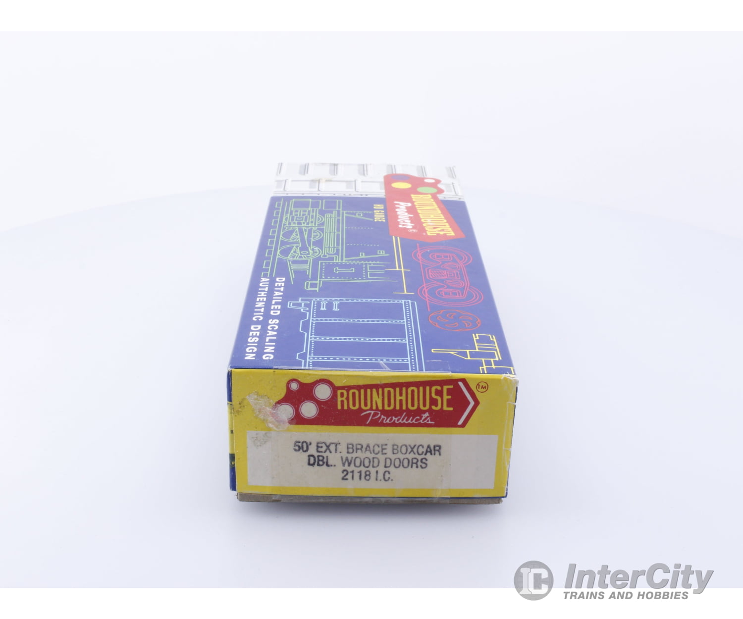 Roundhouse 2118 HO 50’ Box Car Illinois Central (IC) 35690 Freight Cars