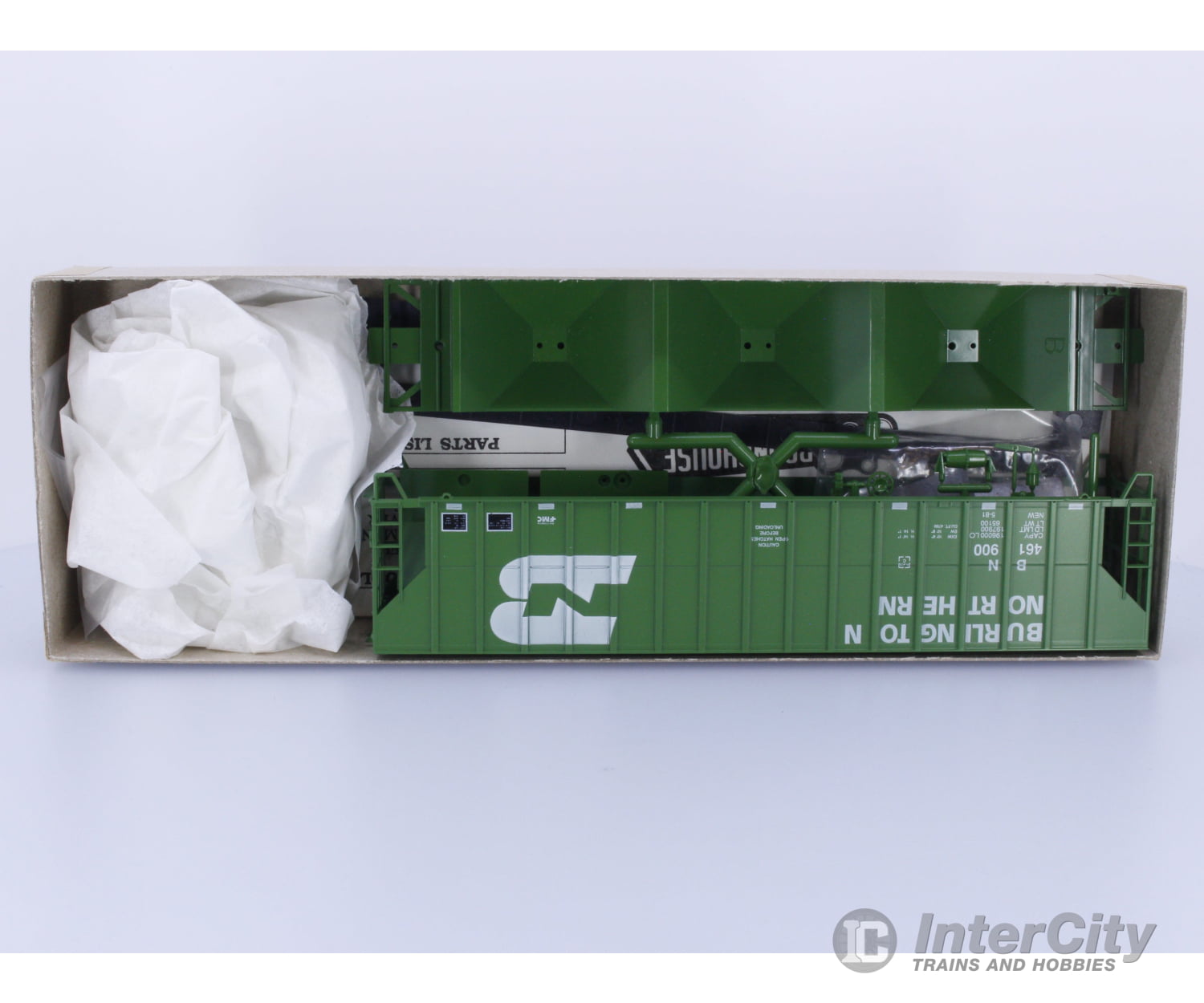 Roundhouse 3521 HO 50’ FMC Covered Hopper Burlington Northern (BN) 461900 Freight Cars