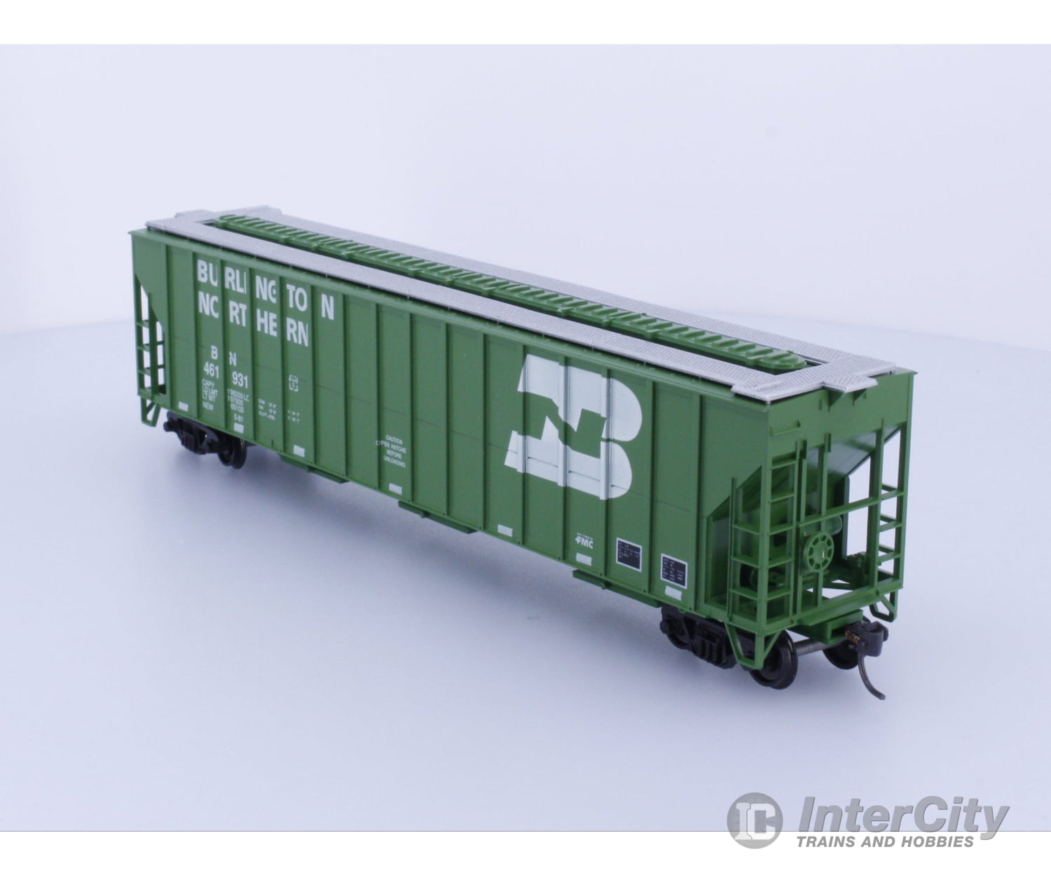 Roundhouse 3521 HO 50’ FMC Covered Hopper Burlington Northern (BN) 461931 Freight Cars