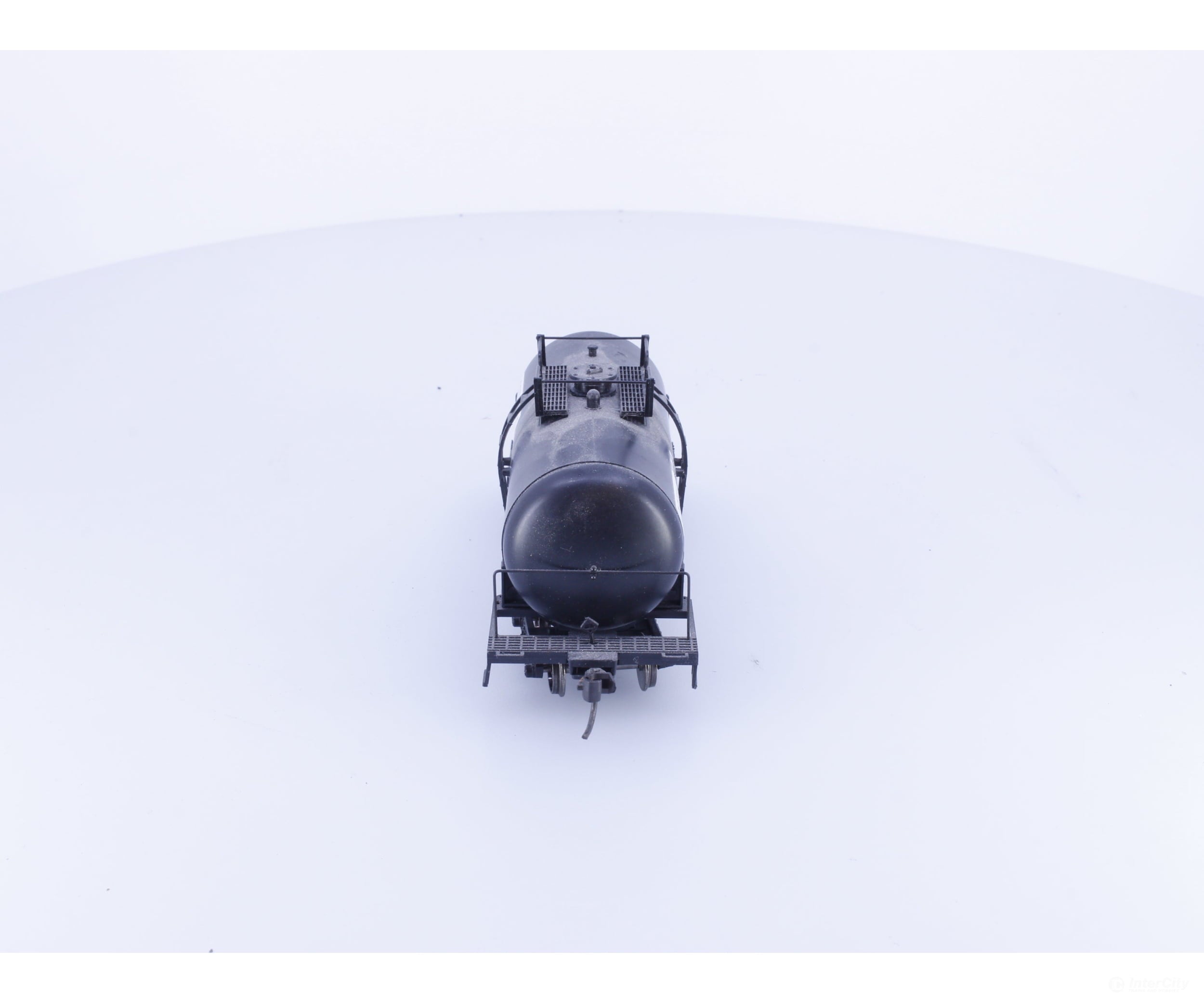 Roundhouse 40115 HO Shorty Tank Car Canadian General Transit (CGLX/CGTX) 40115 - Freight Cars