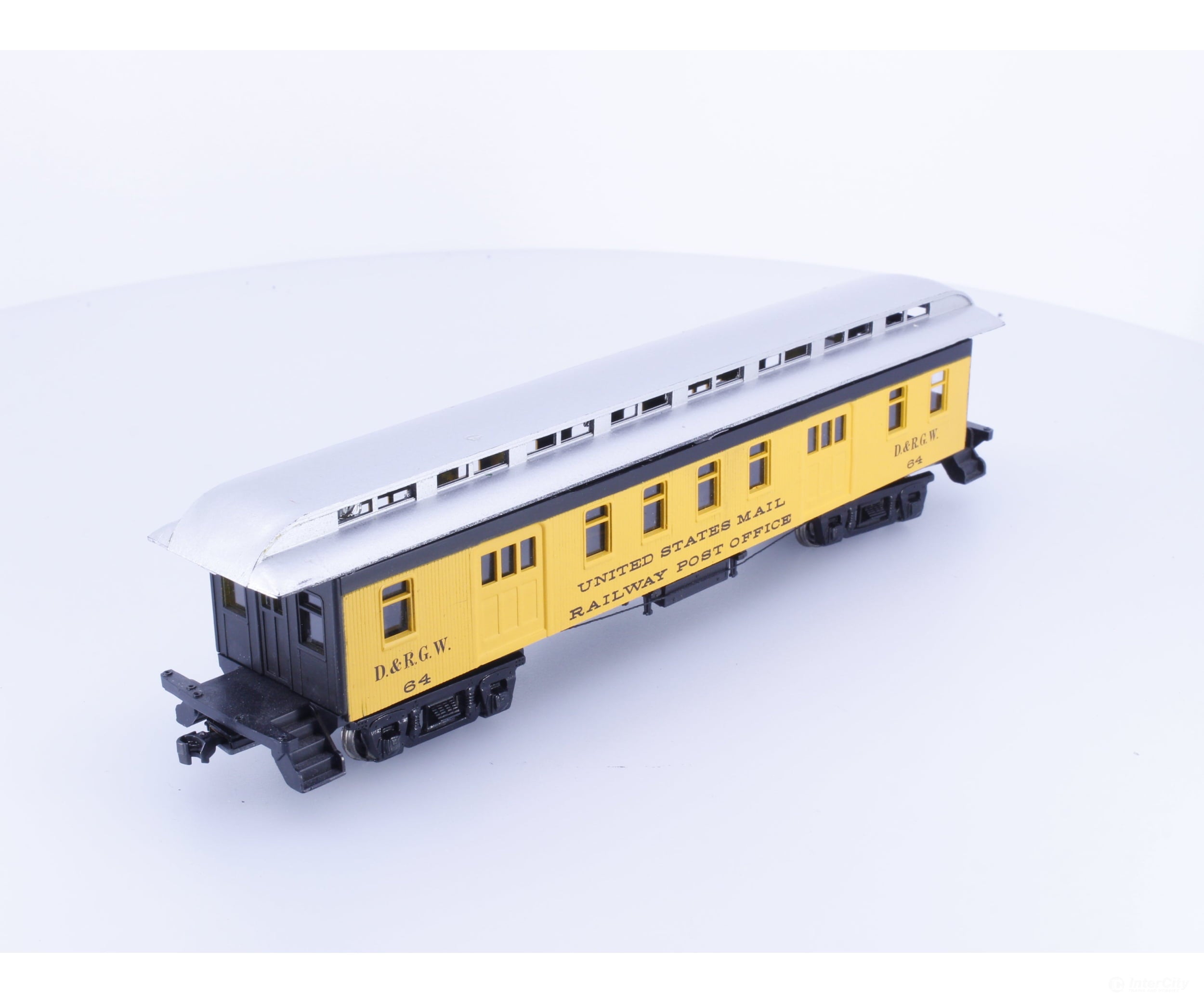 Roundhouse 5201 HO 50’ Overland Mail Car Denver and Rio Grande Western (DRGW) 64 - Freight Cars