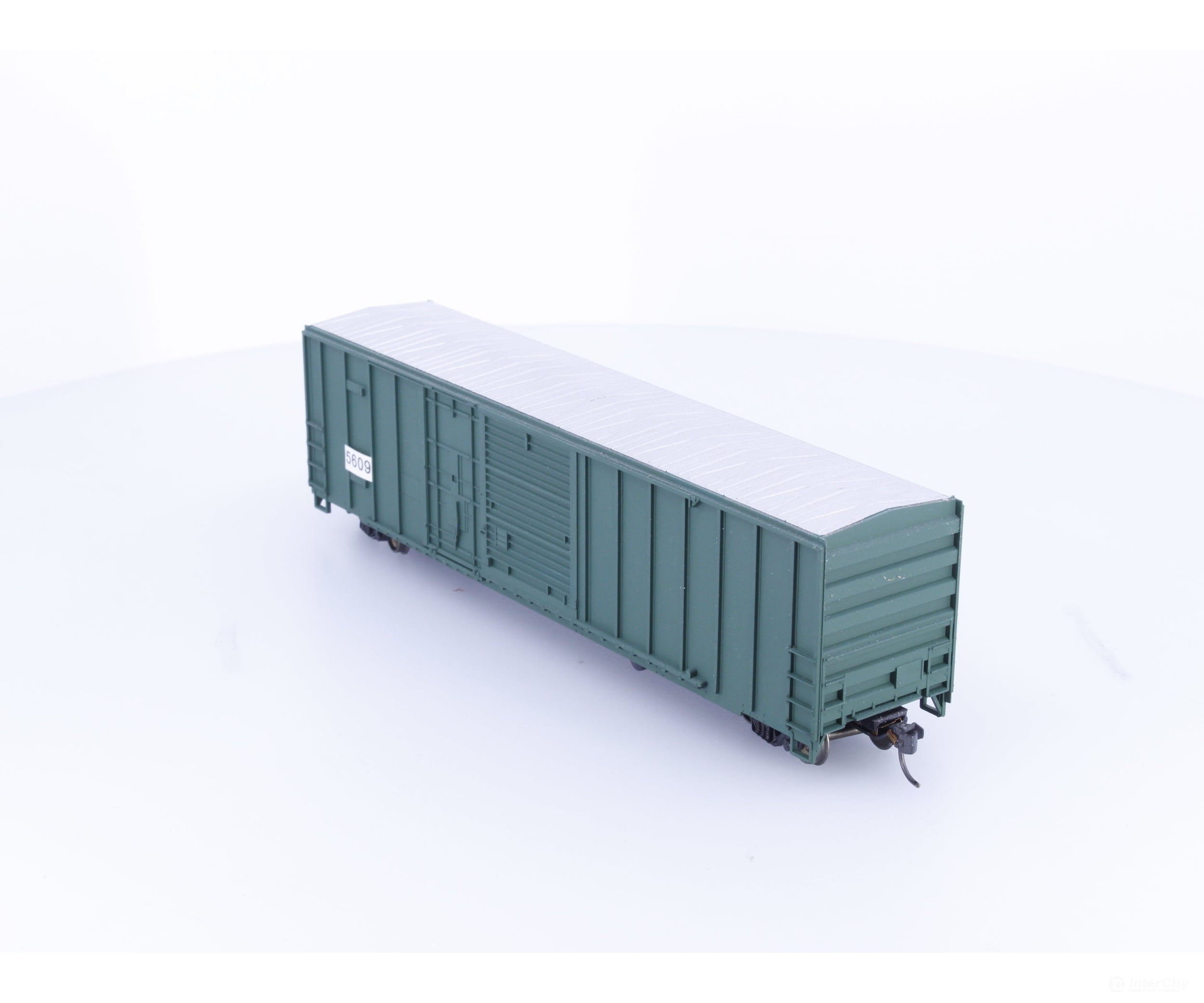 Roundhouse 5609 HO 50’ Combination Door Box Car Undecorated 5609 - Freight Cars