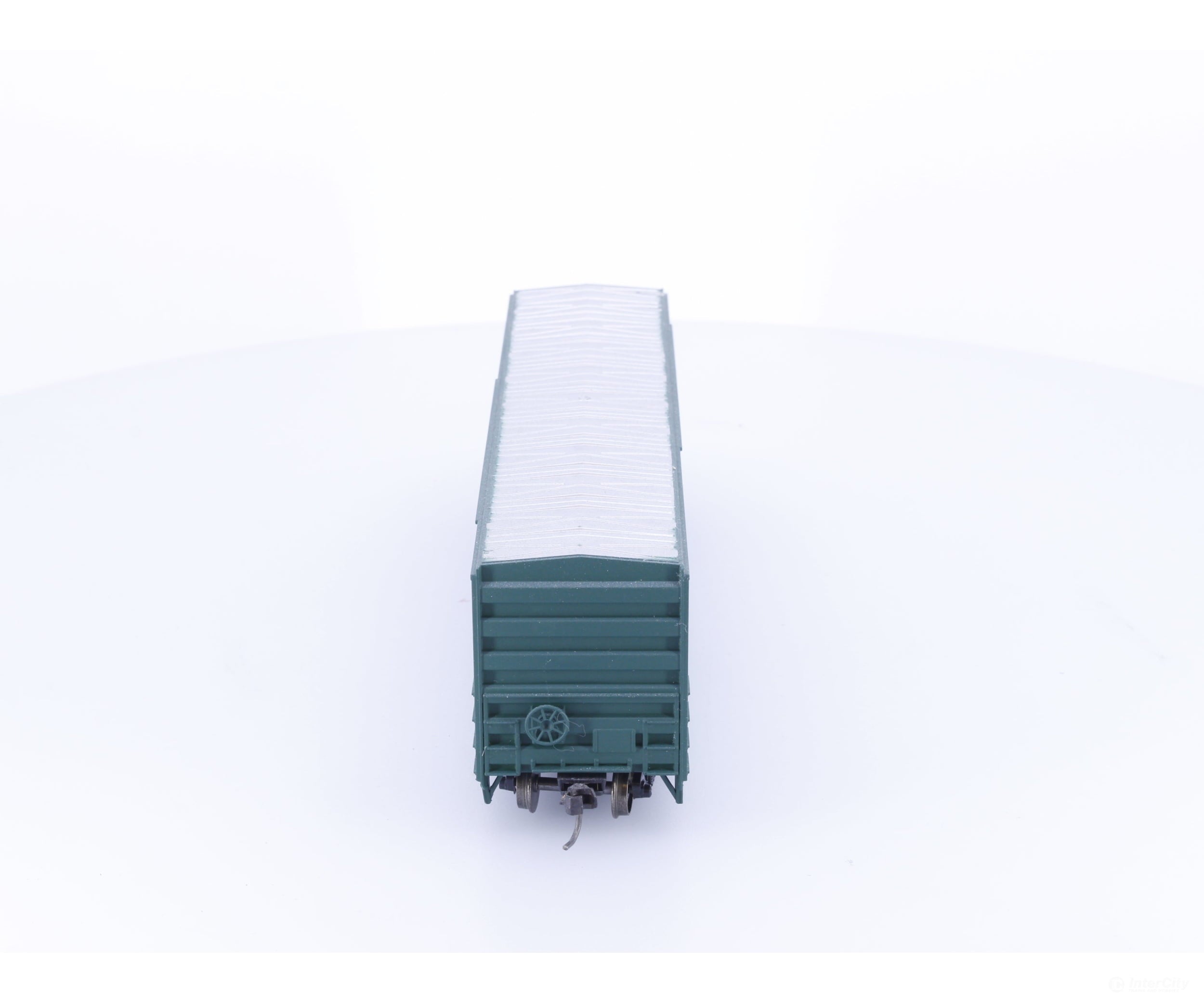 Roundhouse 5817 HO 50’ Plug Door Boxcar Undecorated 5817 - Freight Cars